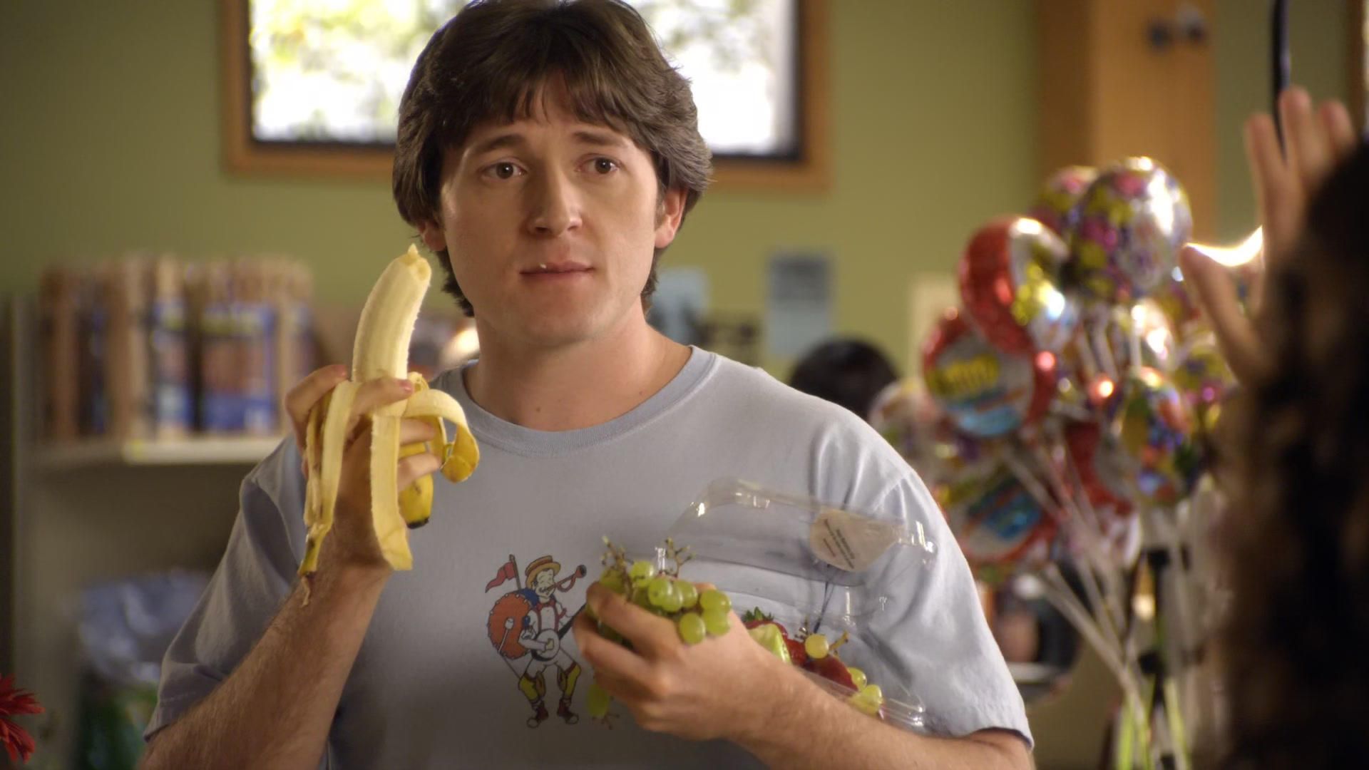 Raising Hope background