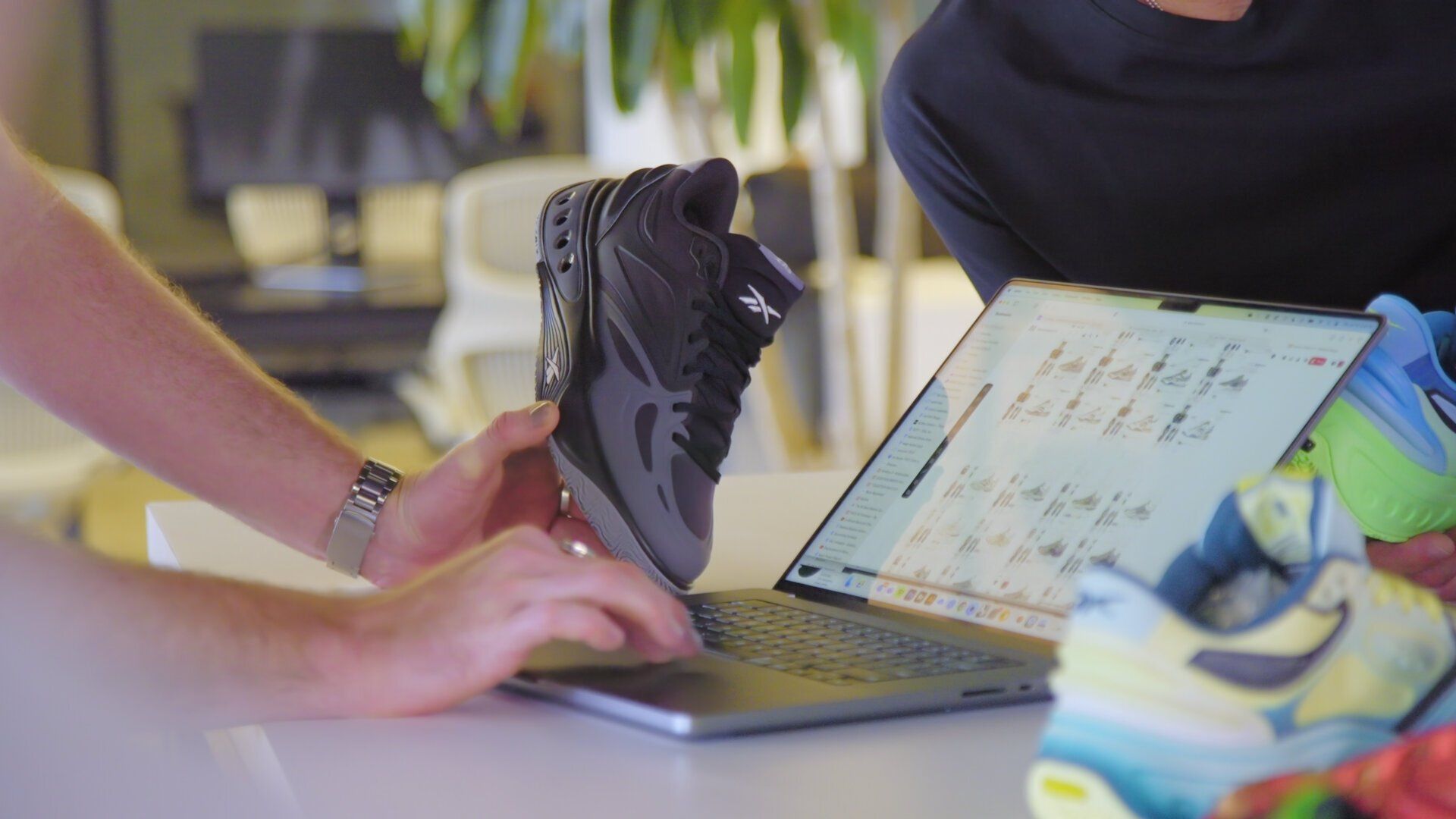 Power Moves with Shaquille O'Neal background
