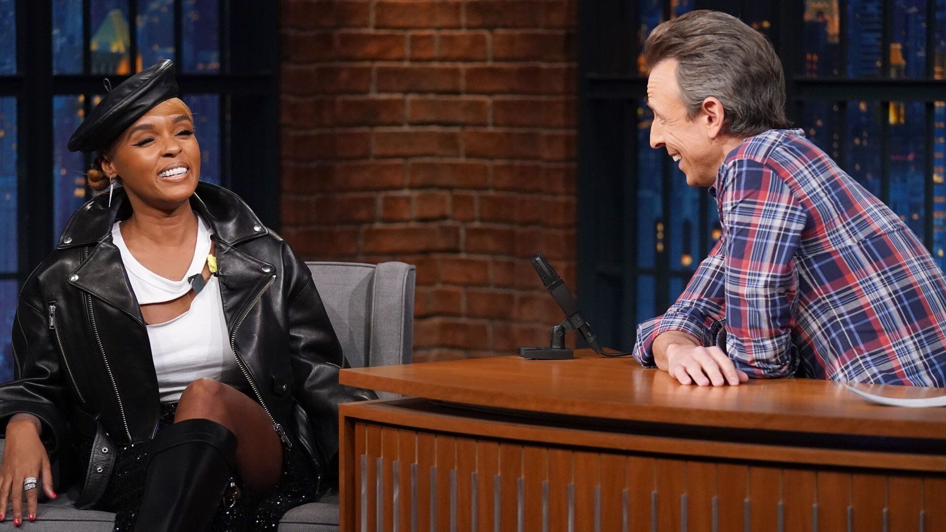 Late Night with Seth Meyers background