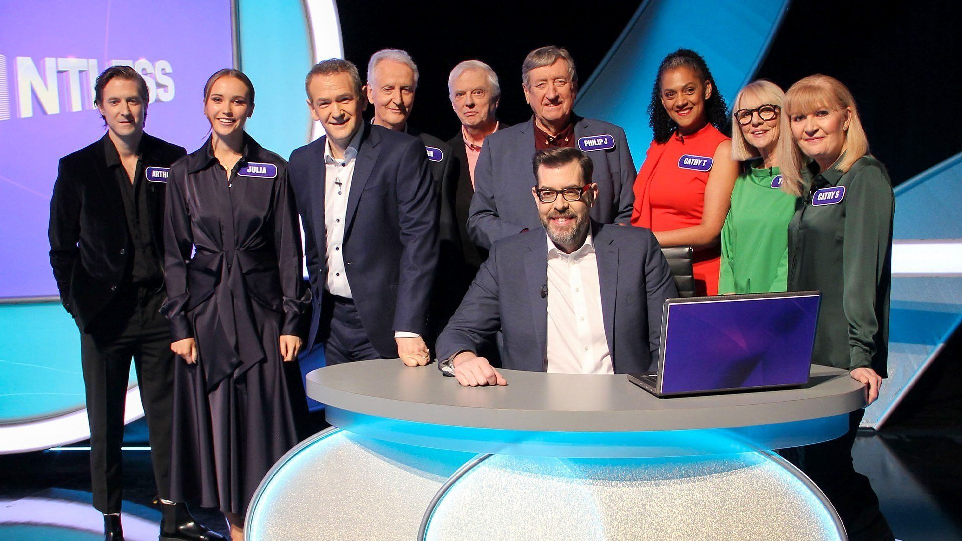 Pointless Celebrities background