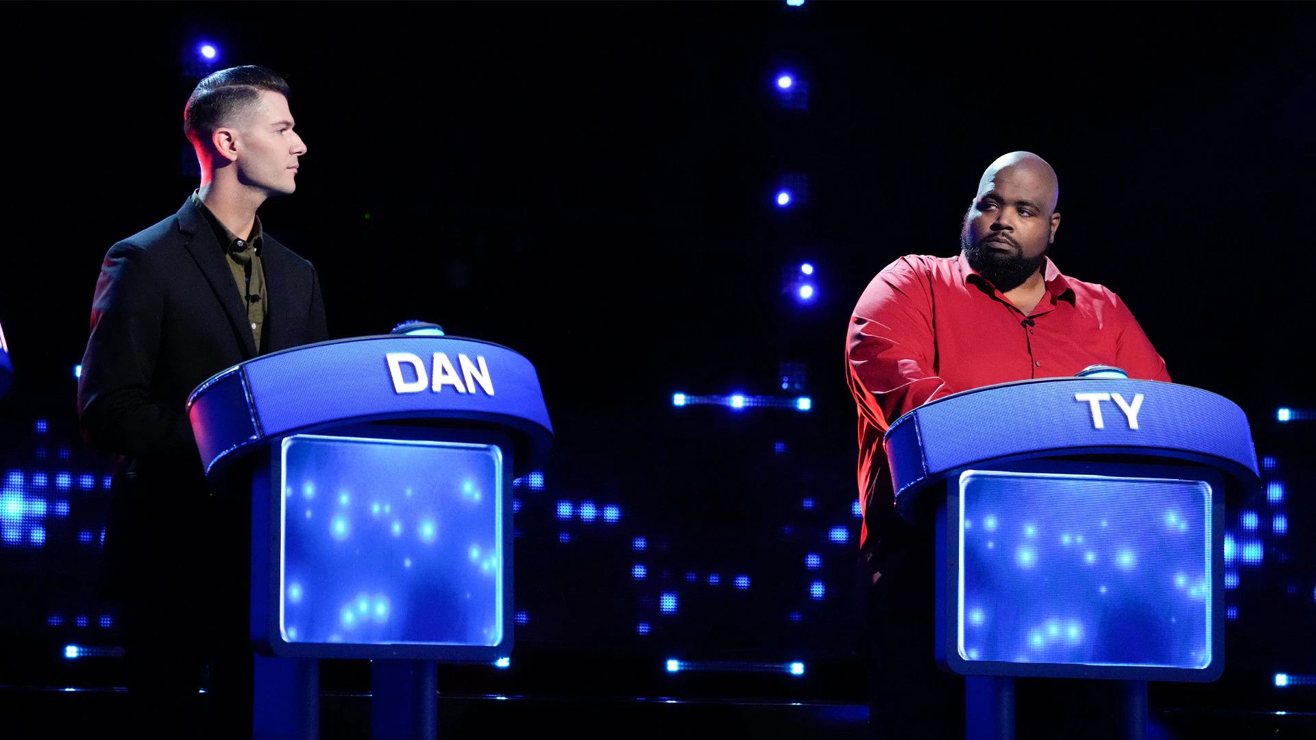 Weakest Link background