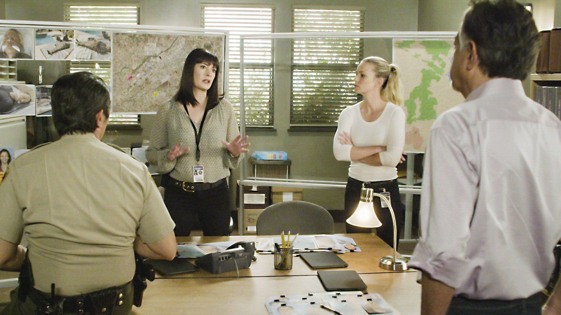 Criminal Minds background