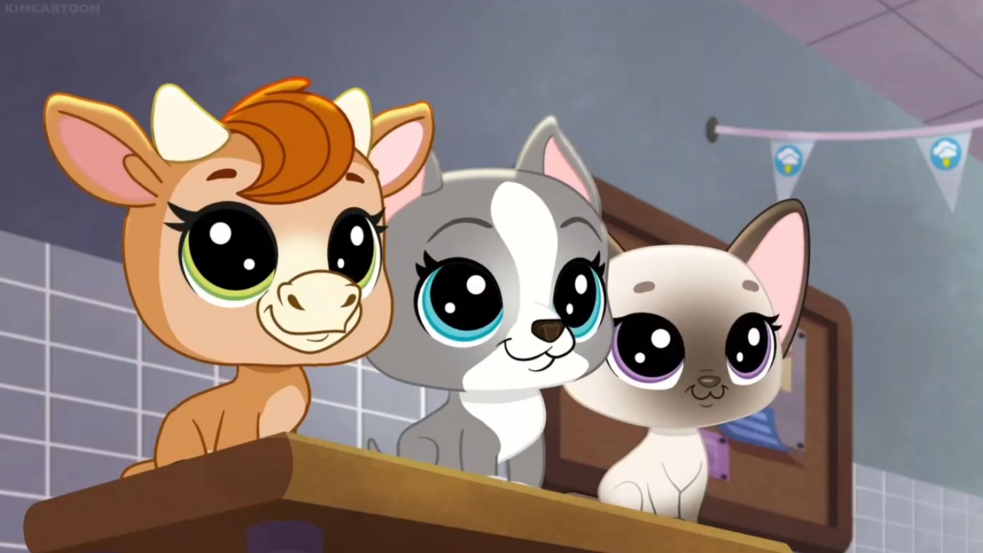 Littlest Pet Shop: A World of Our Own background