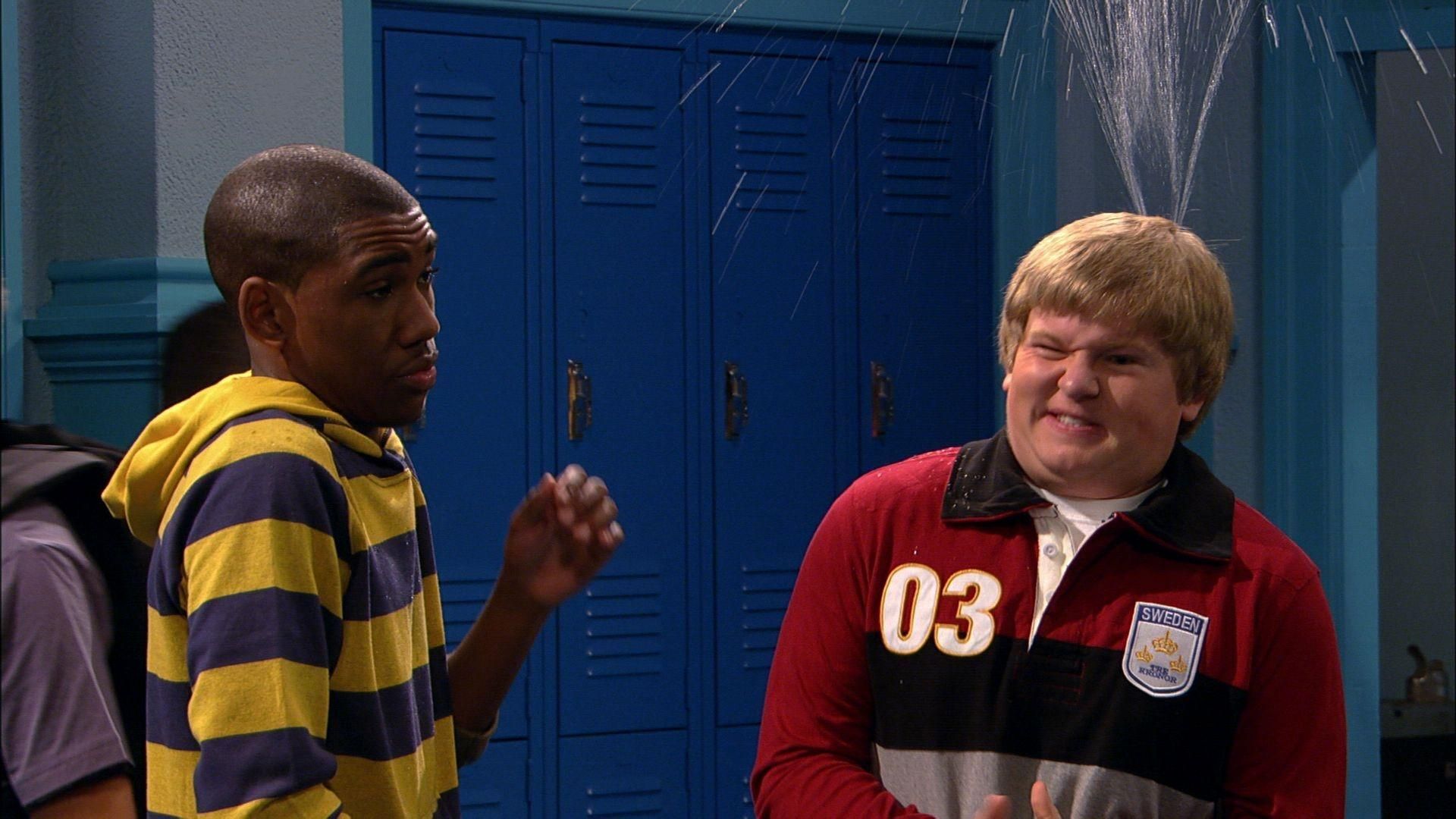Sonny with a Chance background