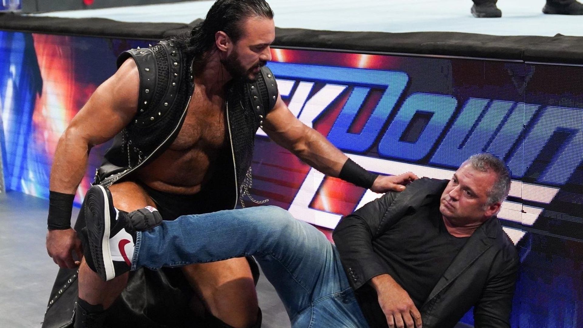 World Wrestling Federation Smackdown! background