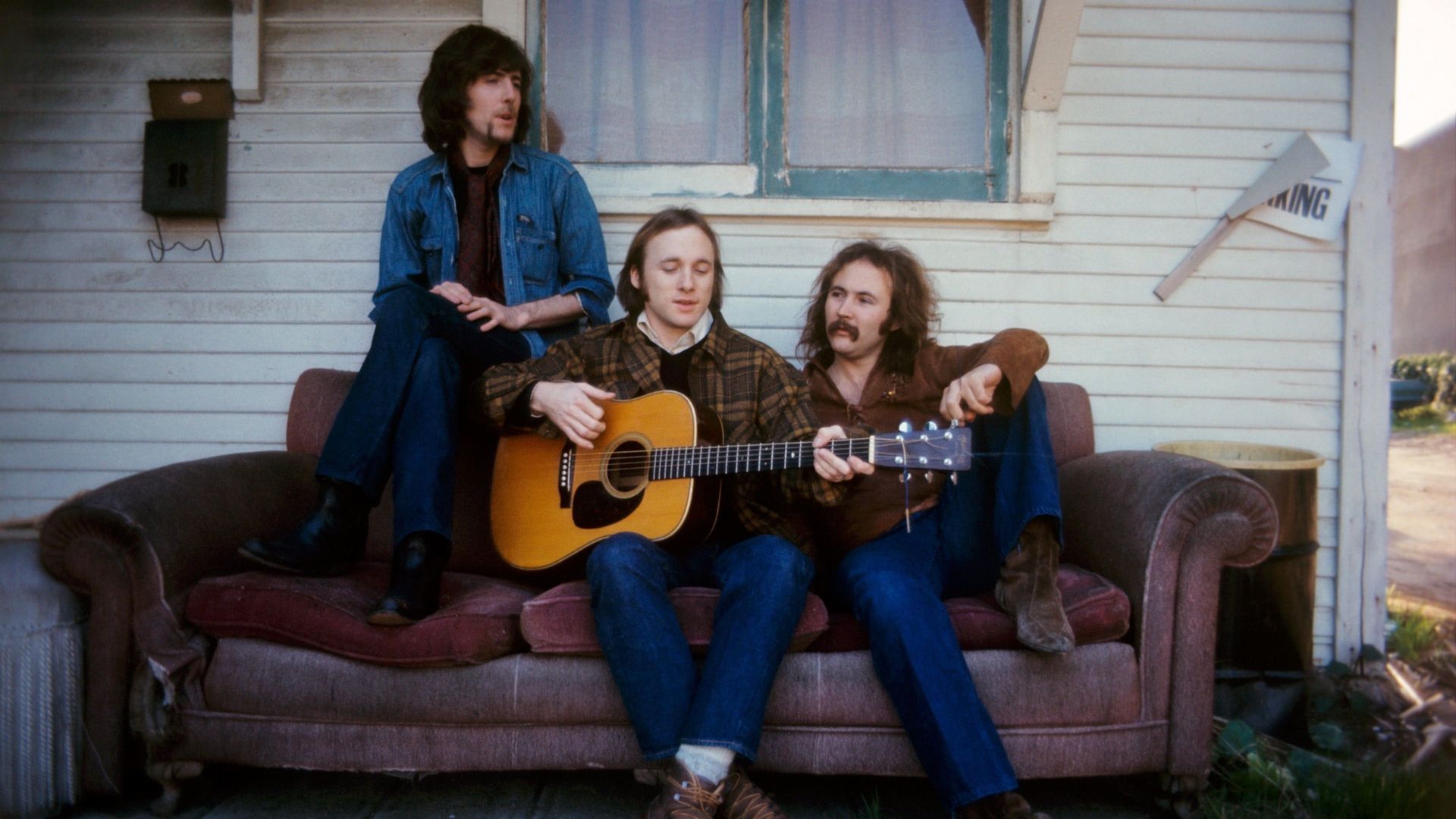 Laurel Canyon background