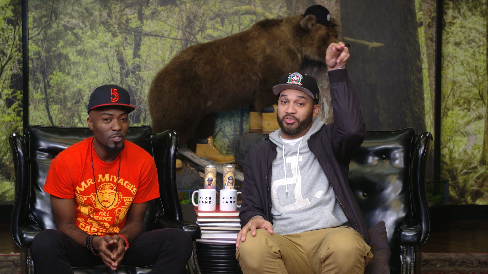 Desus & Mero background