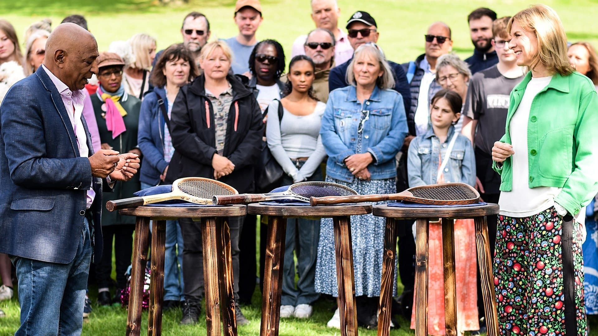 Antiques Roadshow background