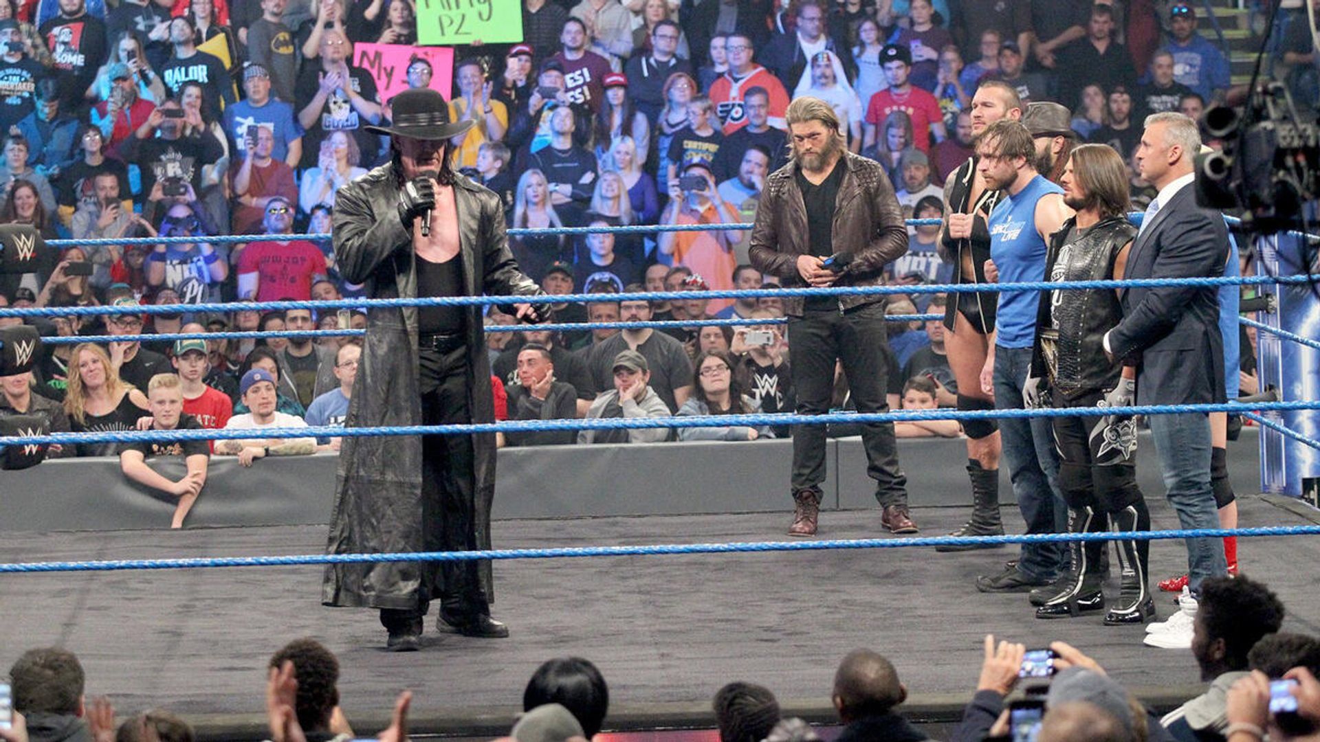 World Wrestling Federation Smackdown! background