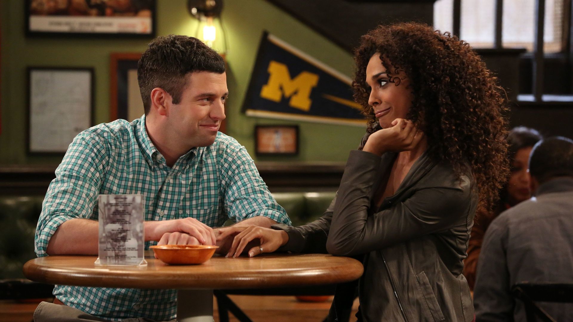 Undateable background