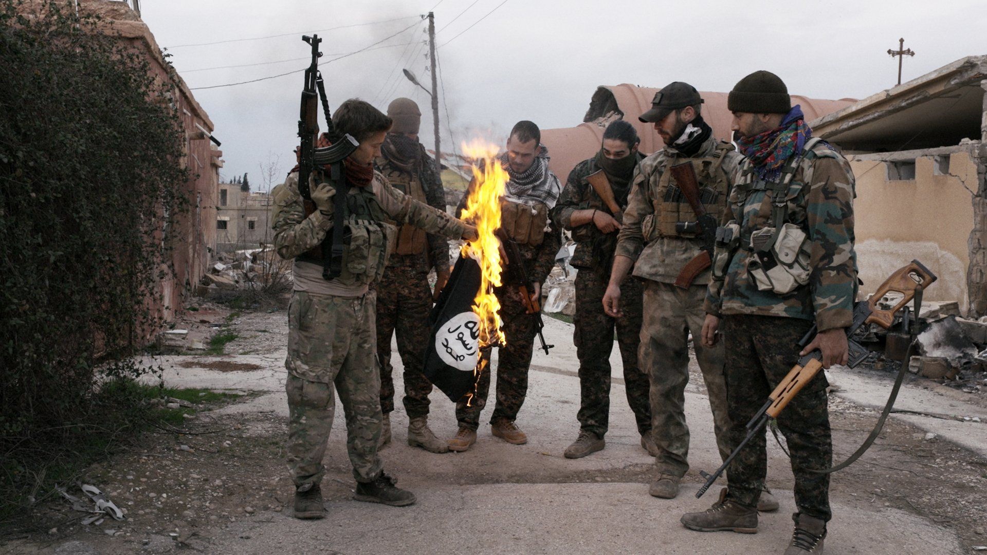 Hunting ISIS background