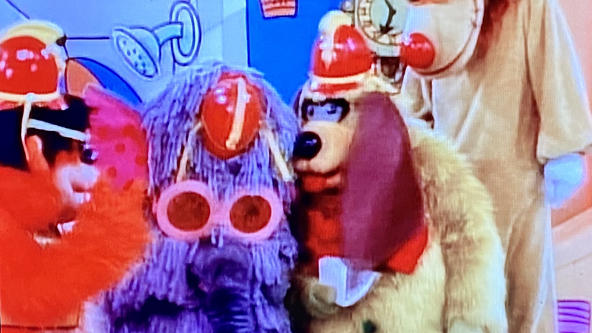 The Banana Splits Adventure Hour background