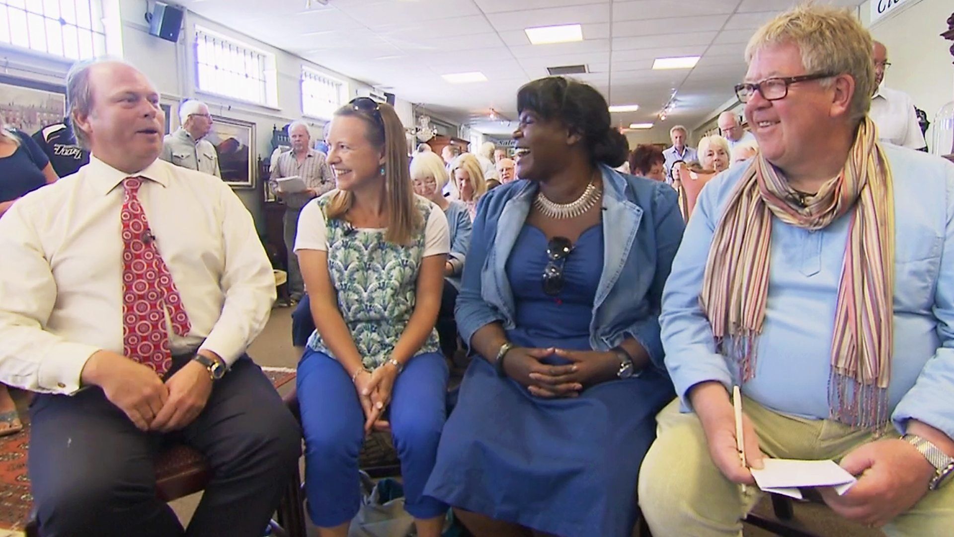 Celebrity Antiques Road Trip background