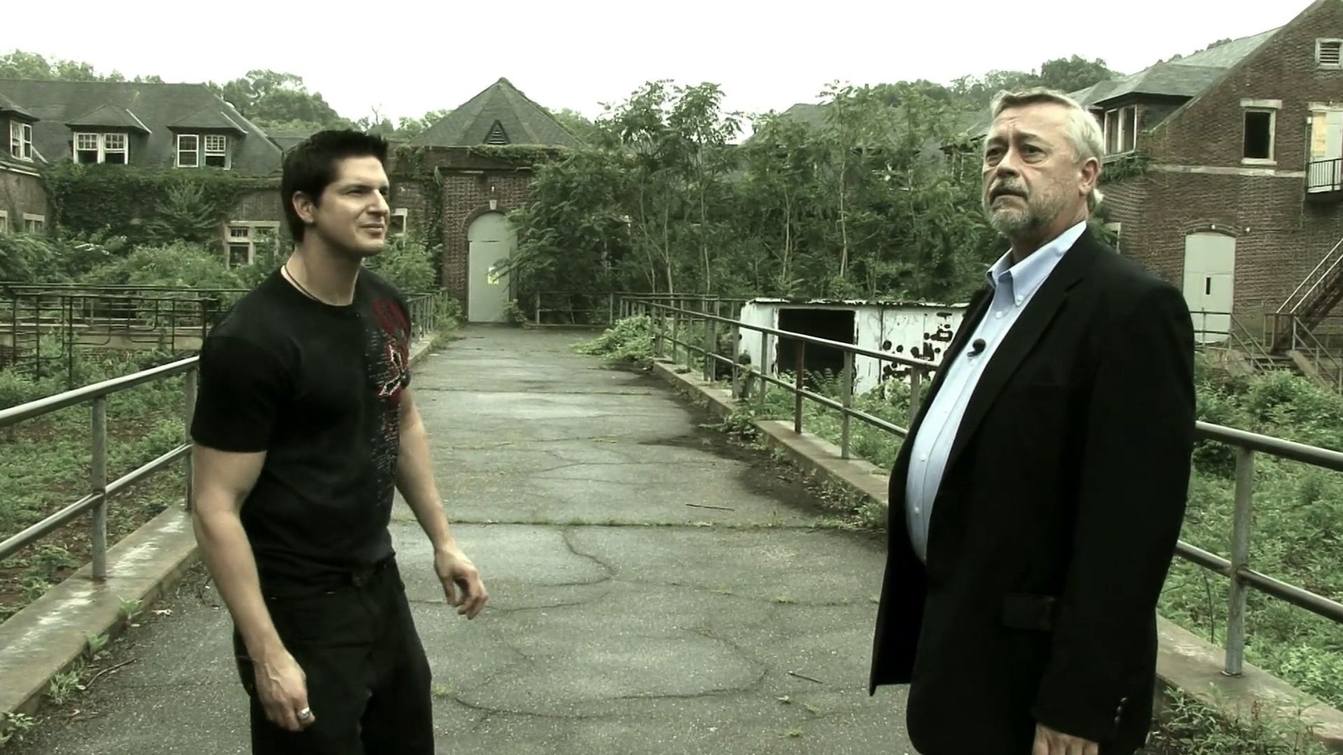 Ghost Adventures: Aftershocks background