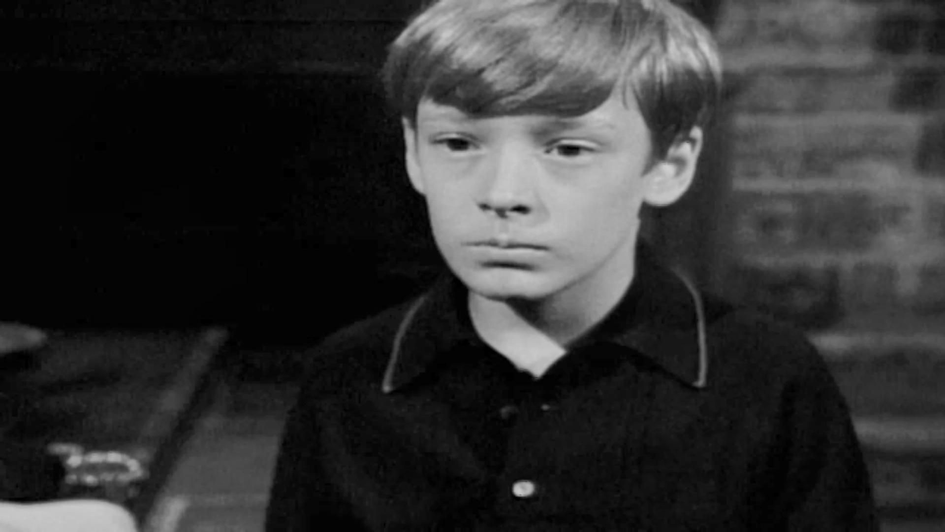 Dark Shadows background