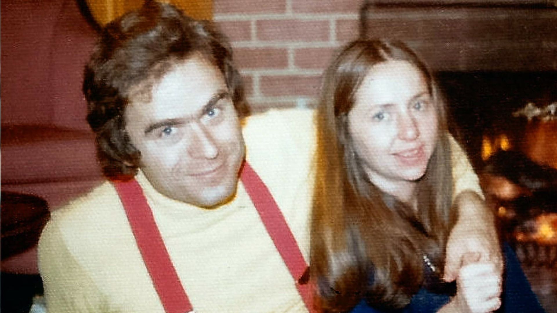 Ted Bundy: Falling for a Killer background