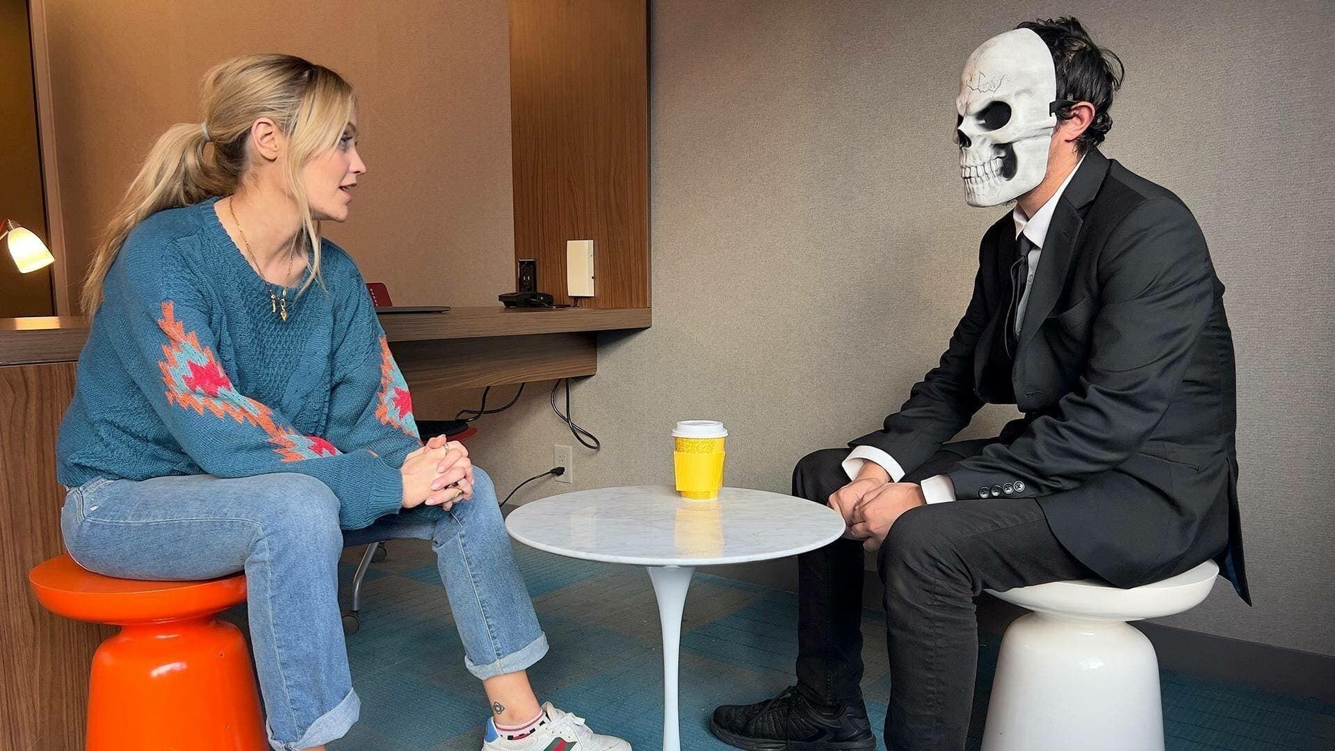 Laura Whitmore Investigates background