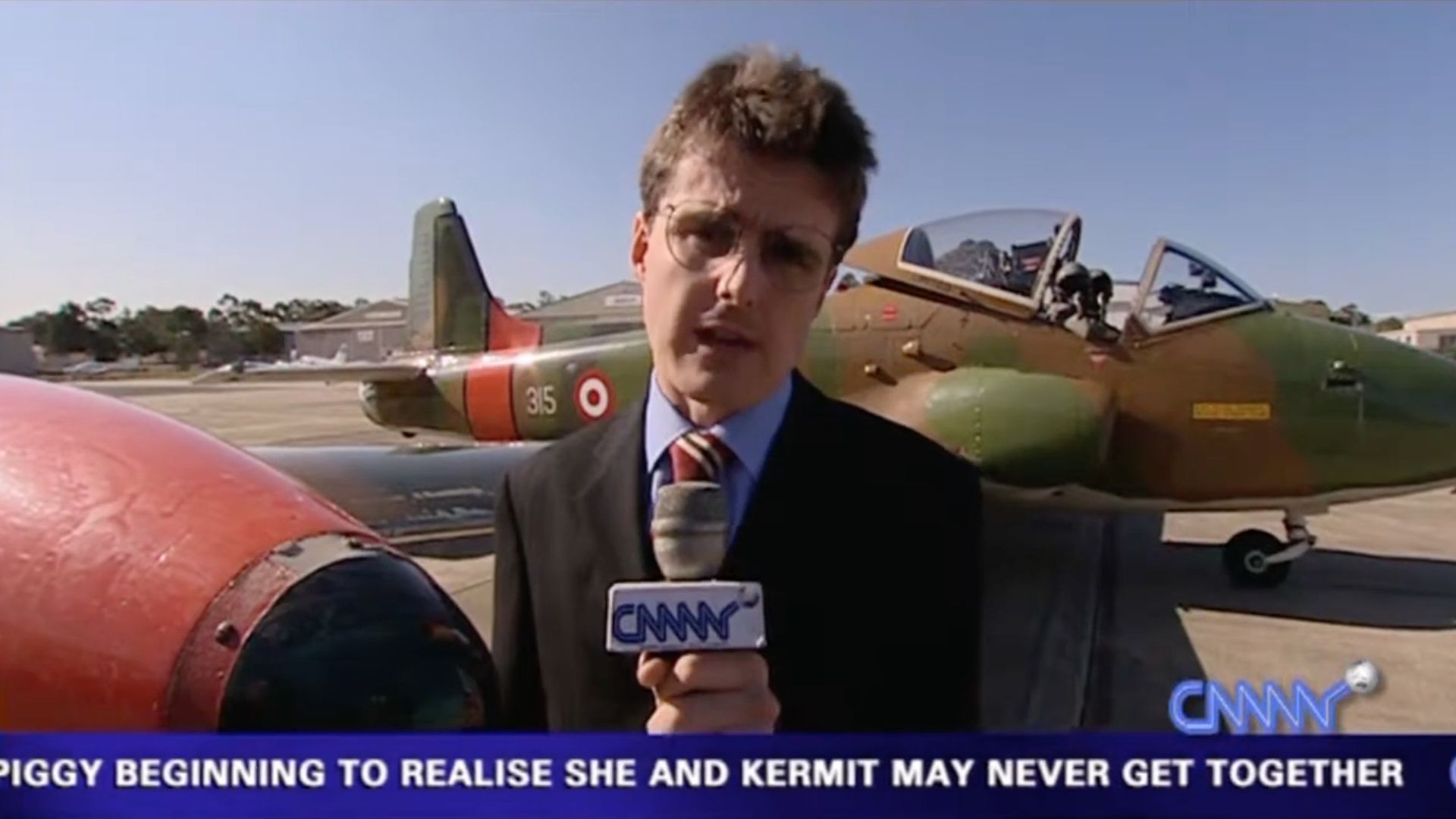 CNNNN: Chaser Non-Stop News Network background
