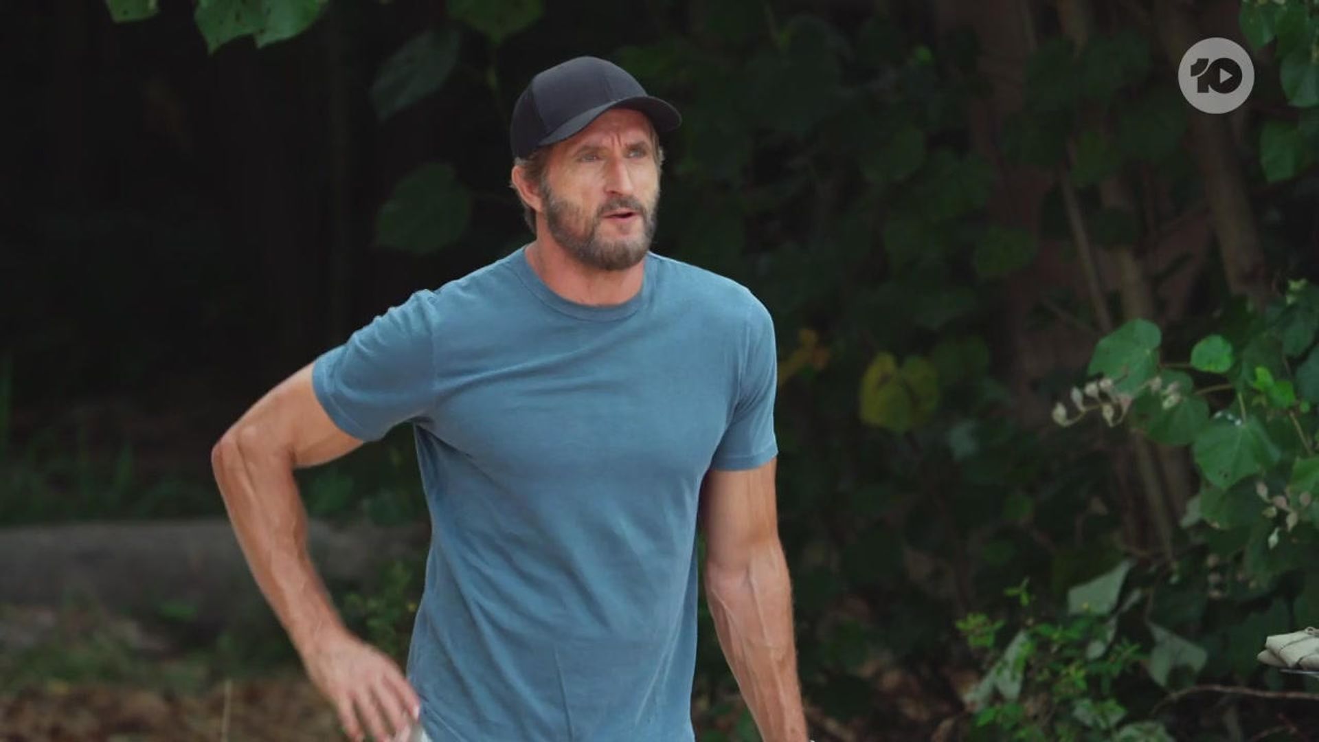 Australian Survivor background