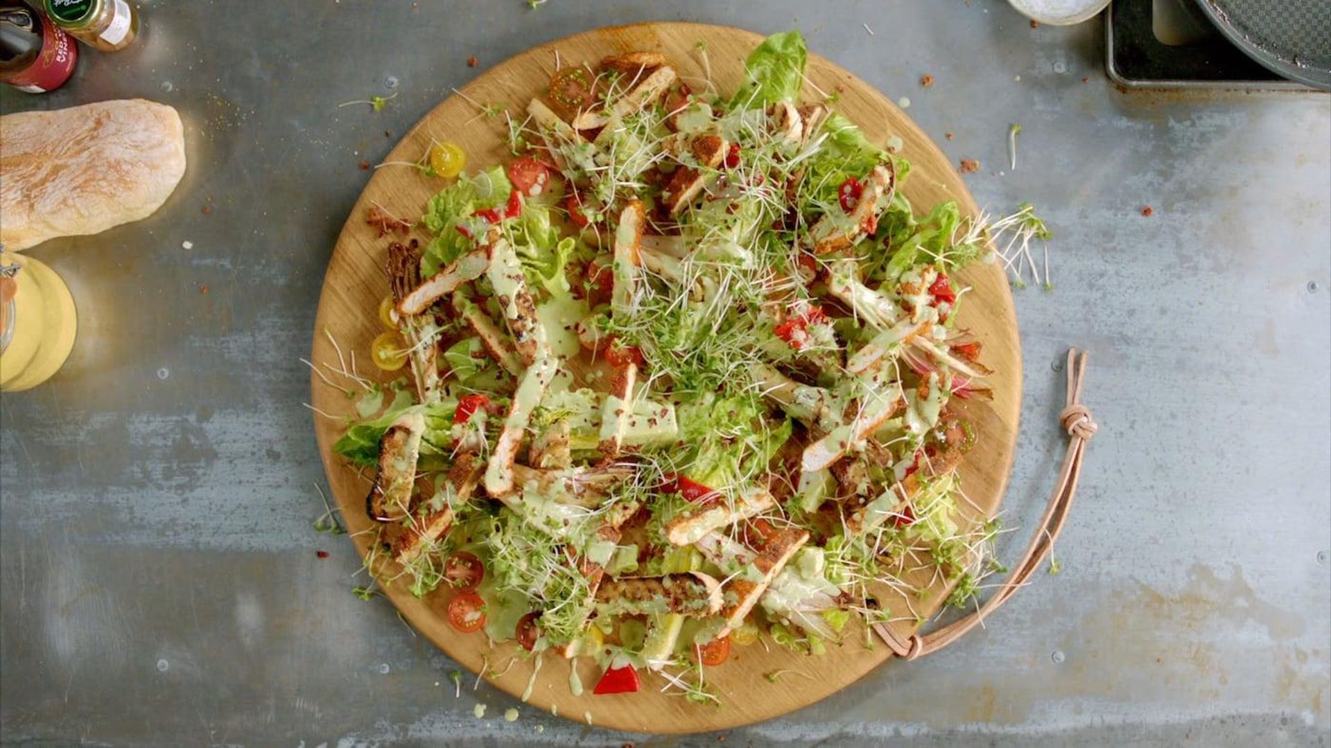 Jamie's 15-Minute Meals background