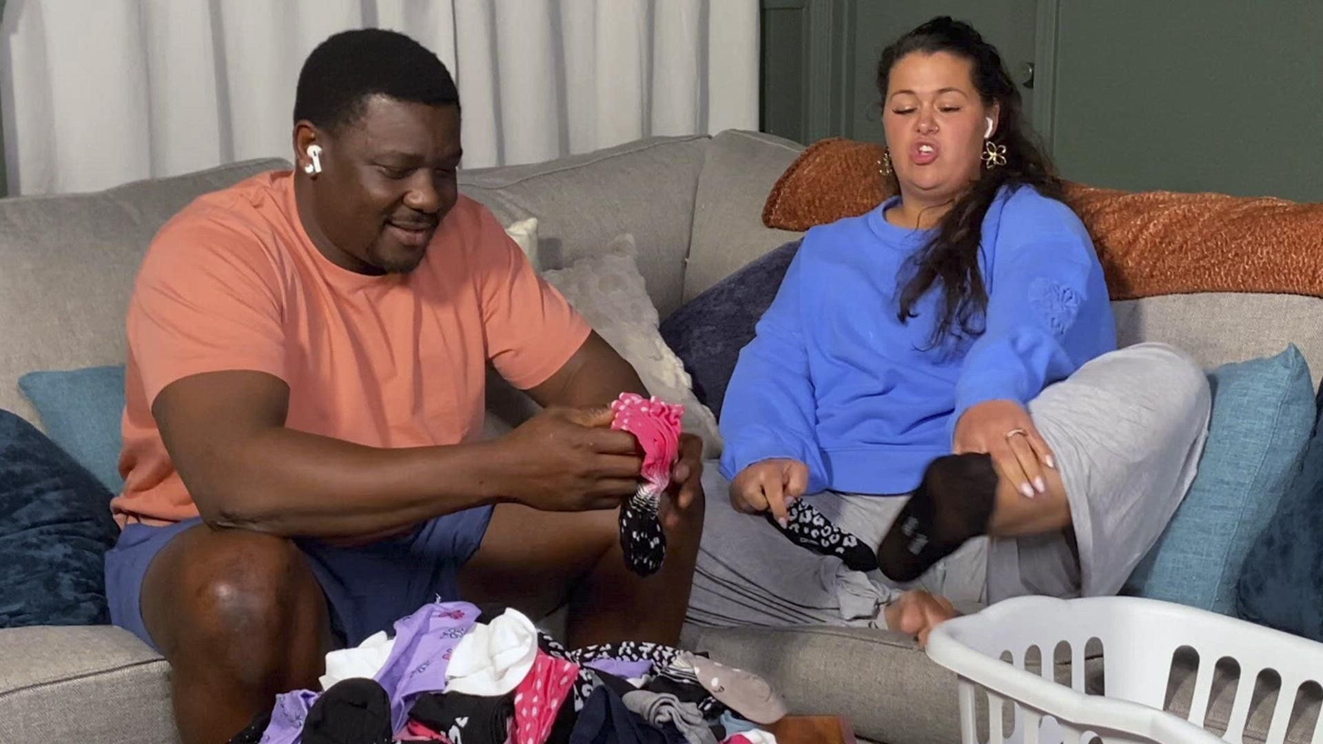 90 Day Fiancé: Pillow Talk background