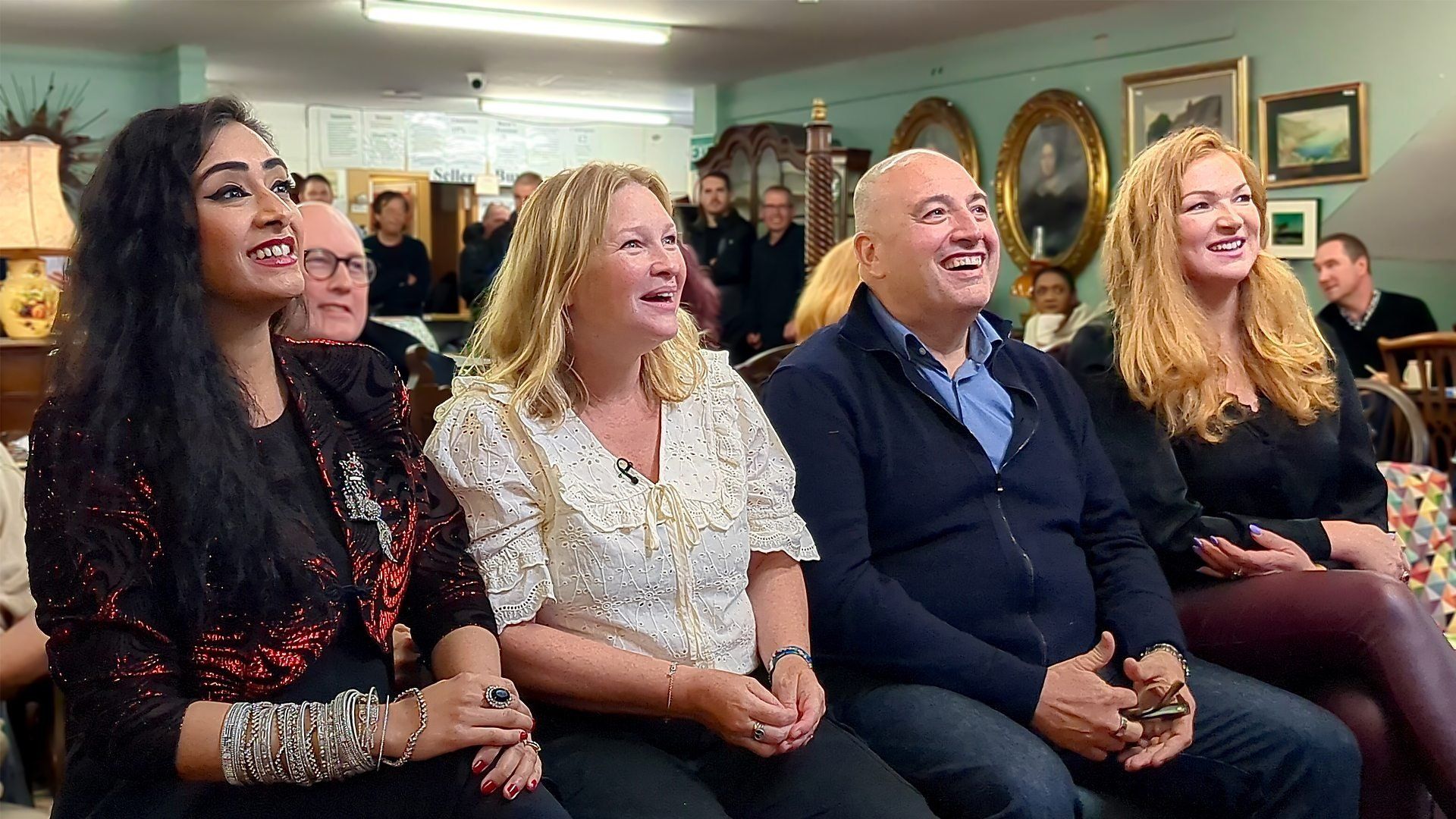 Celebrity Antiques Road Trip background