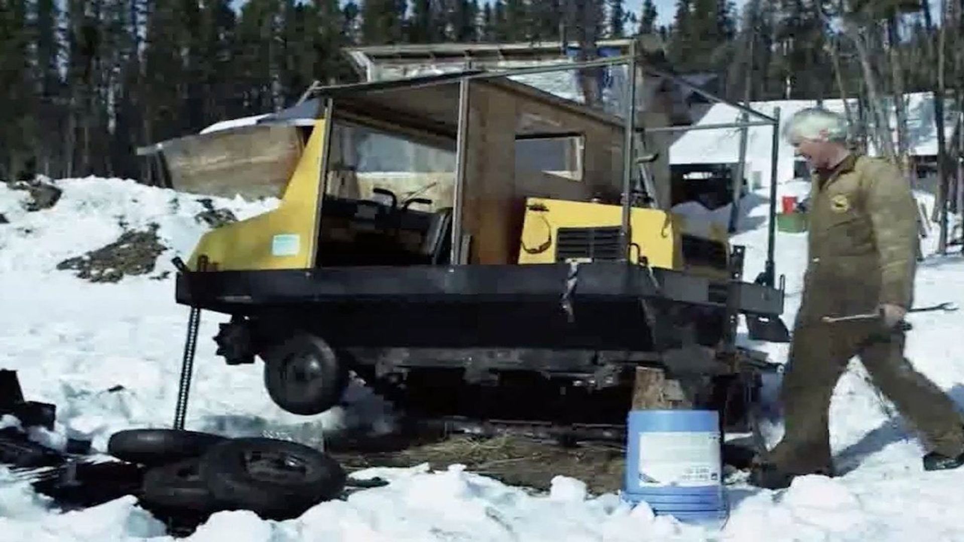 Life Below Zero background