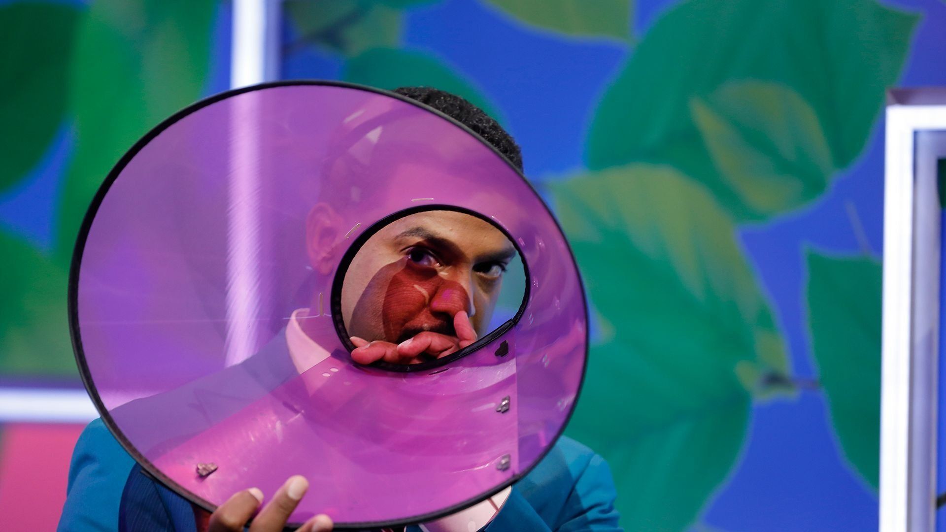 America's Funniest Videos: Animal Edition background