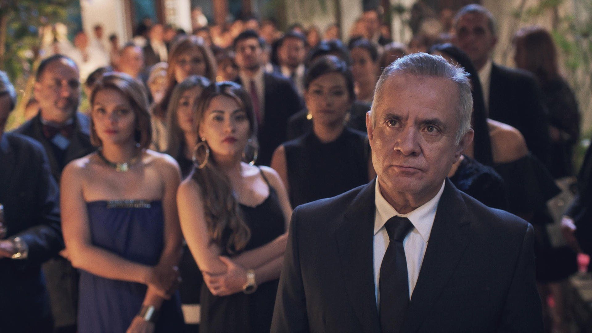 Ingobernable background