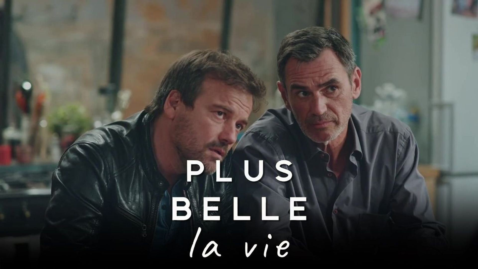 Plus belle la vie background
