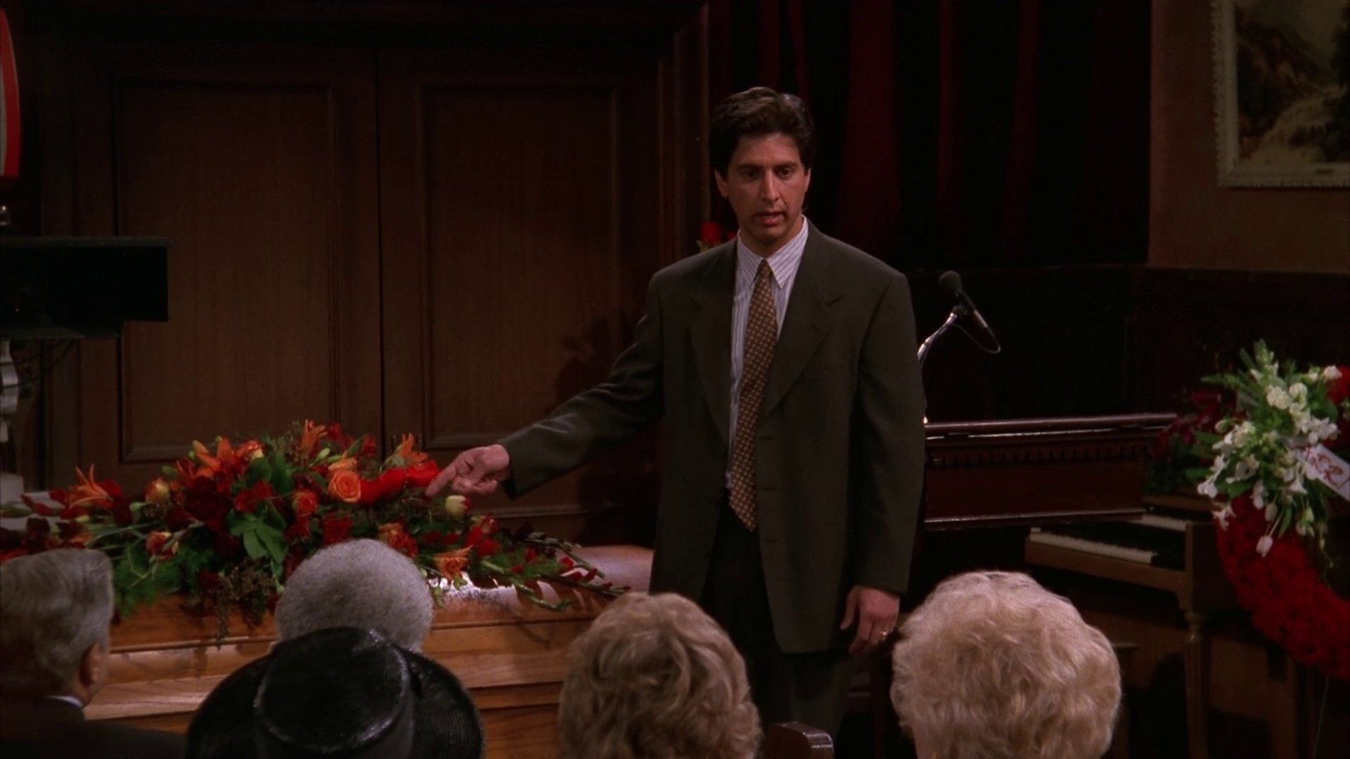 Everybody Loves Raymond background