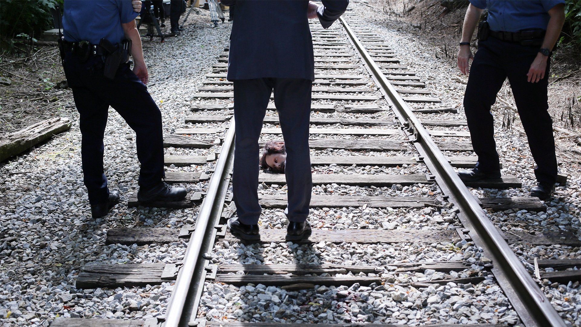 Homicide Hunter background