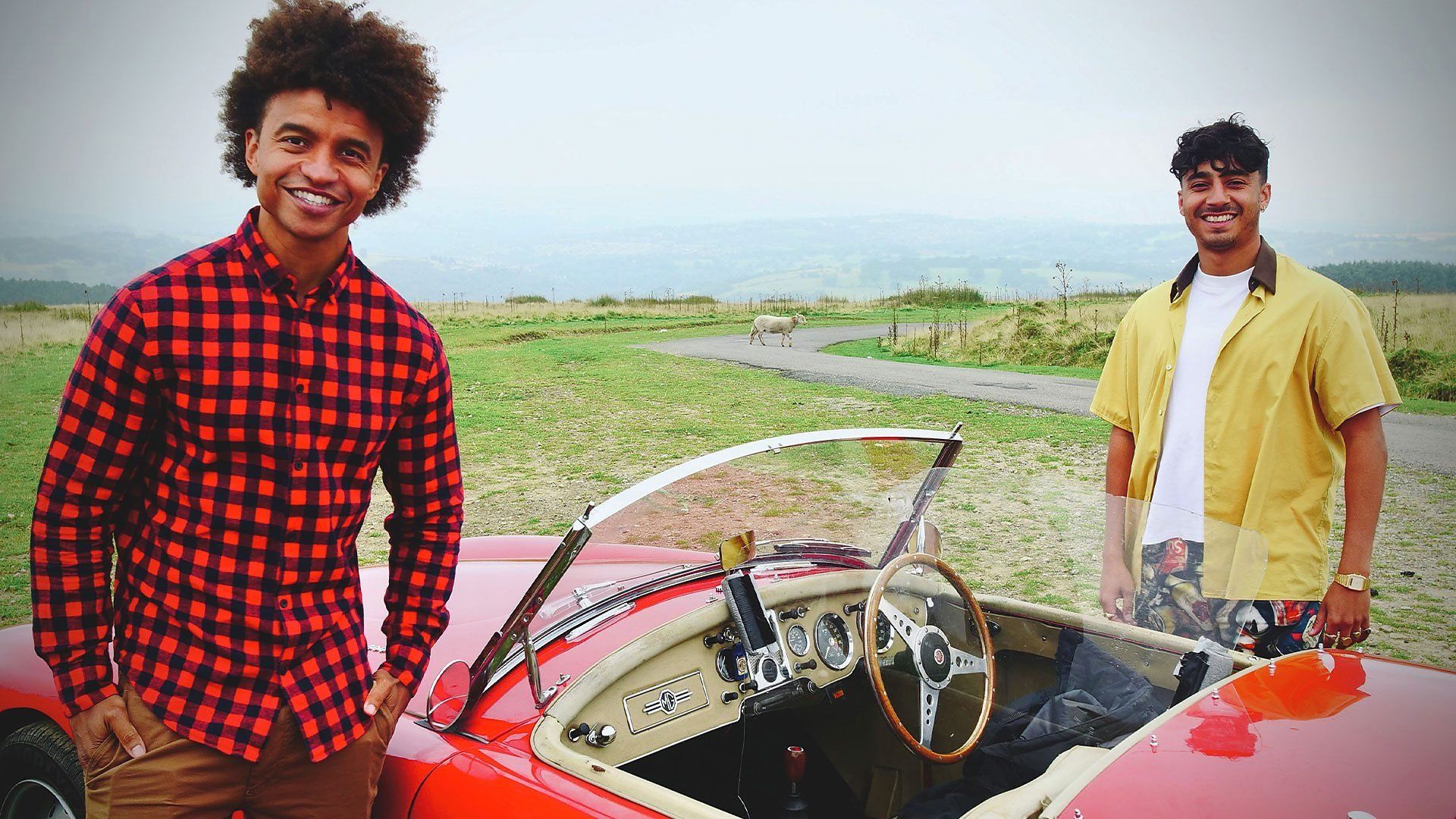 Celebrity Antiques Road Trip background