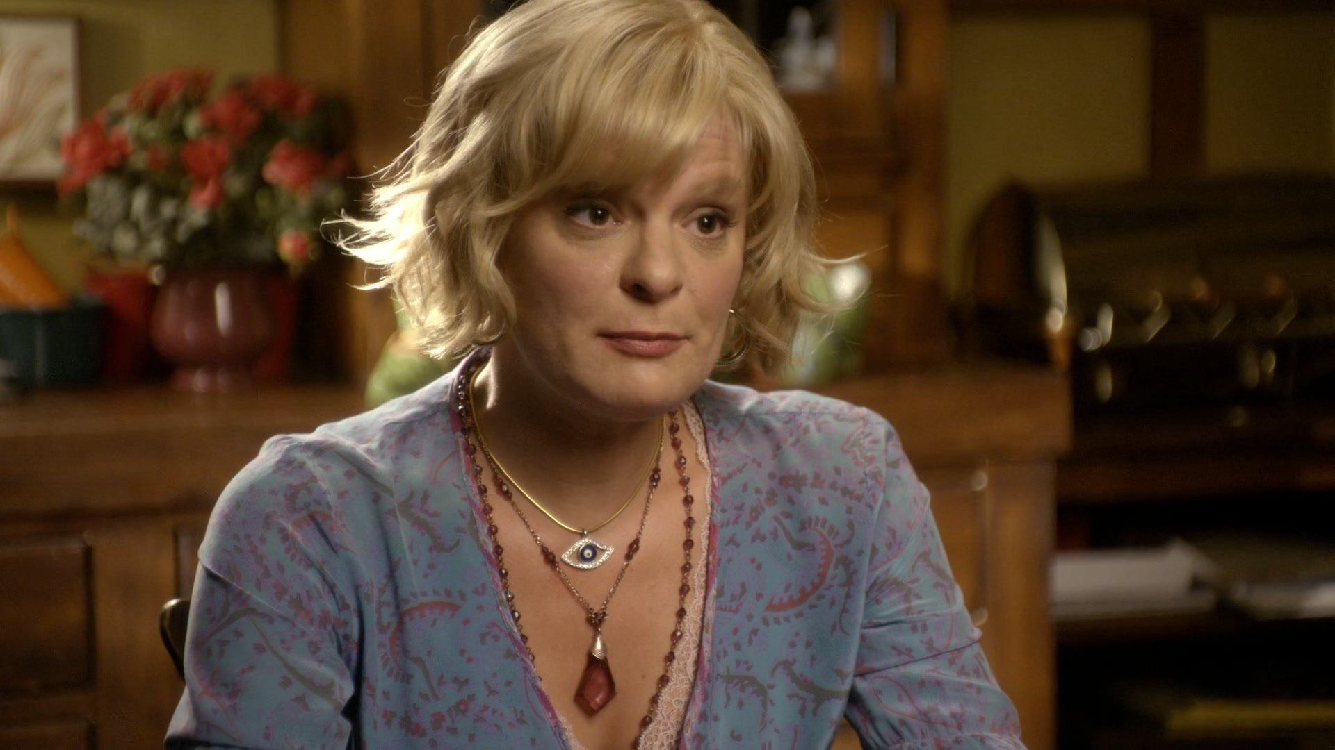 Raising Hope background