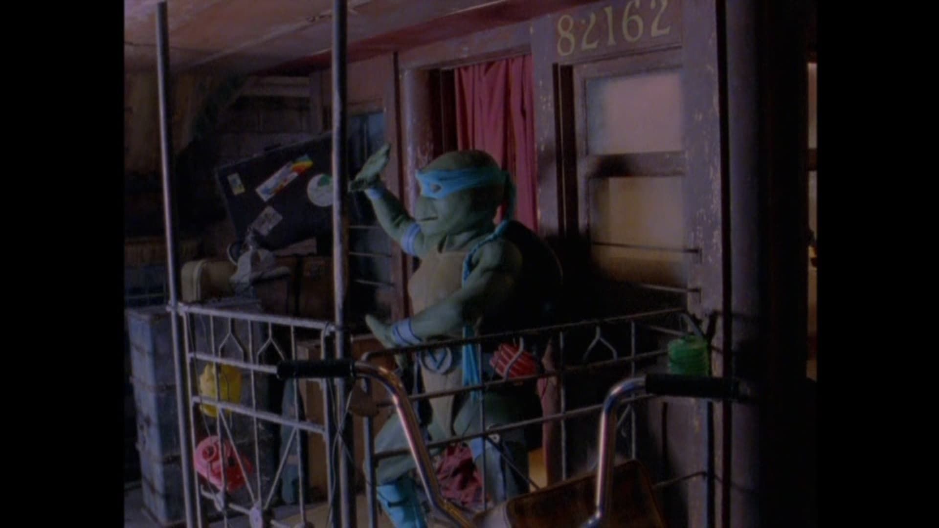 Ninja Turtles: The Next Mutation background