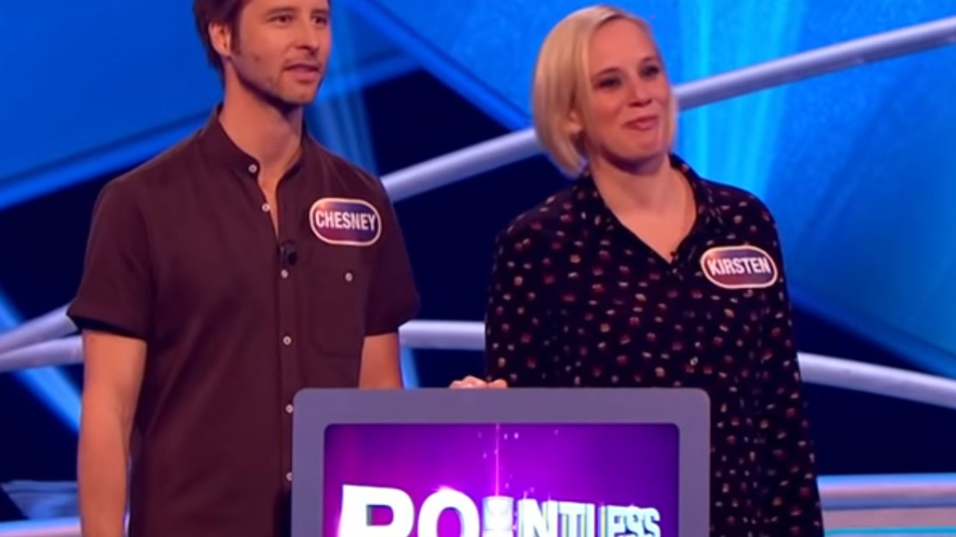 Pointless Celebrities background