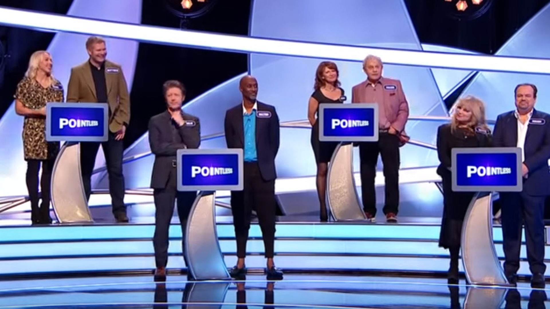 Pointless Celebrities background