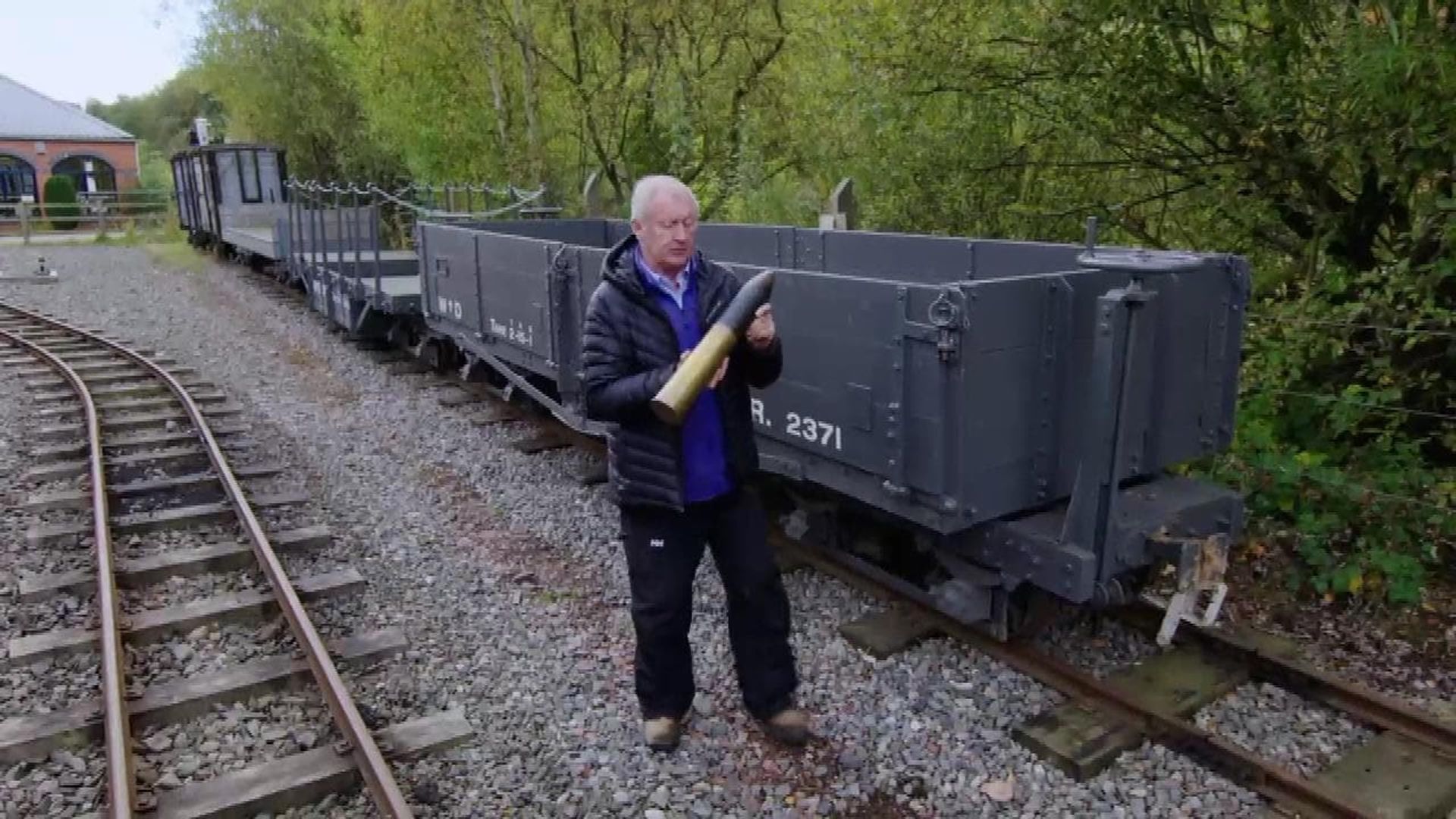The Railways That Built Britain with Chris Tarrant background