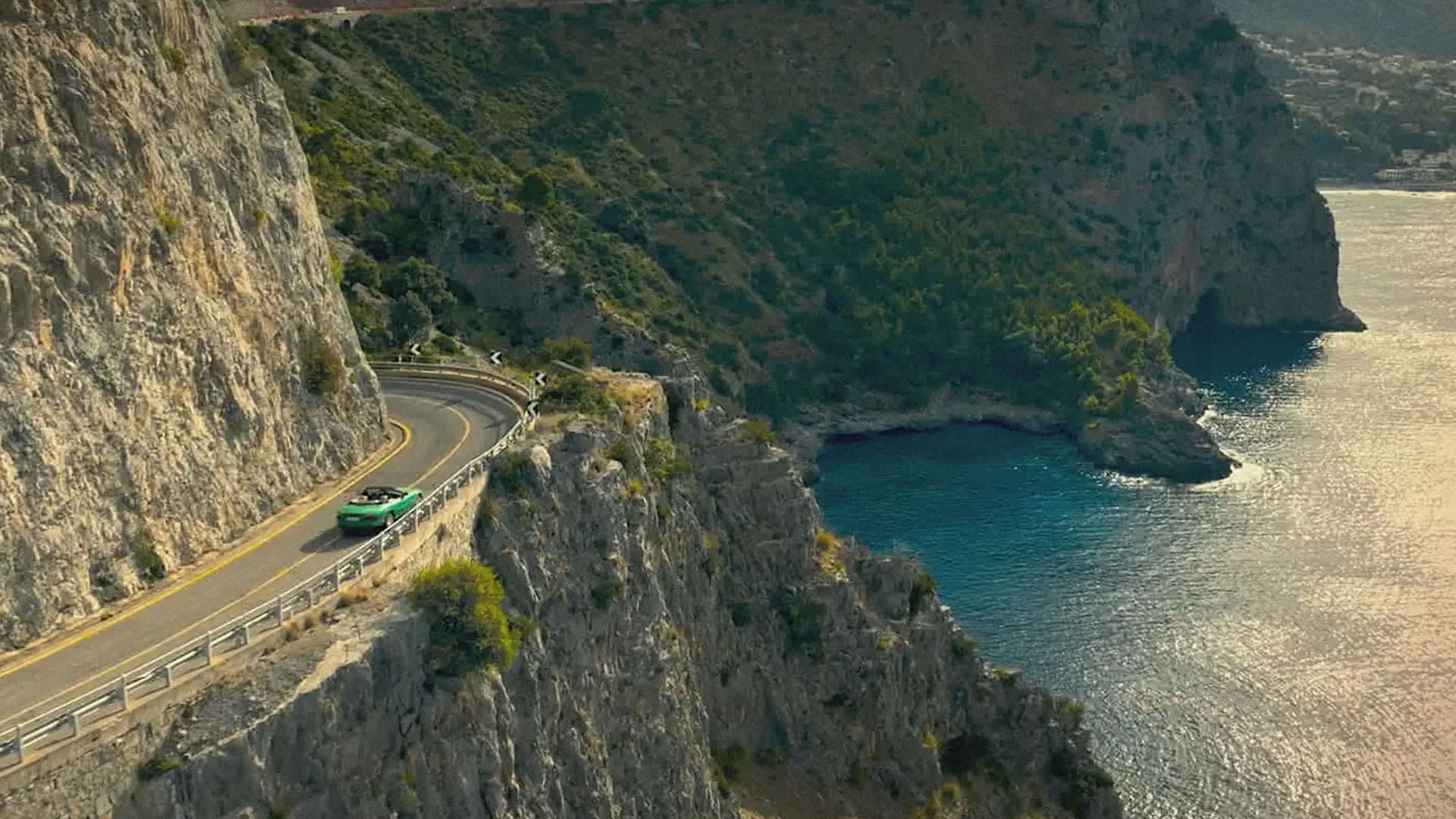 007: Road to a Million background