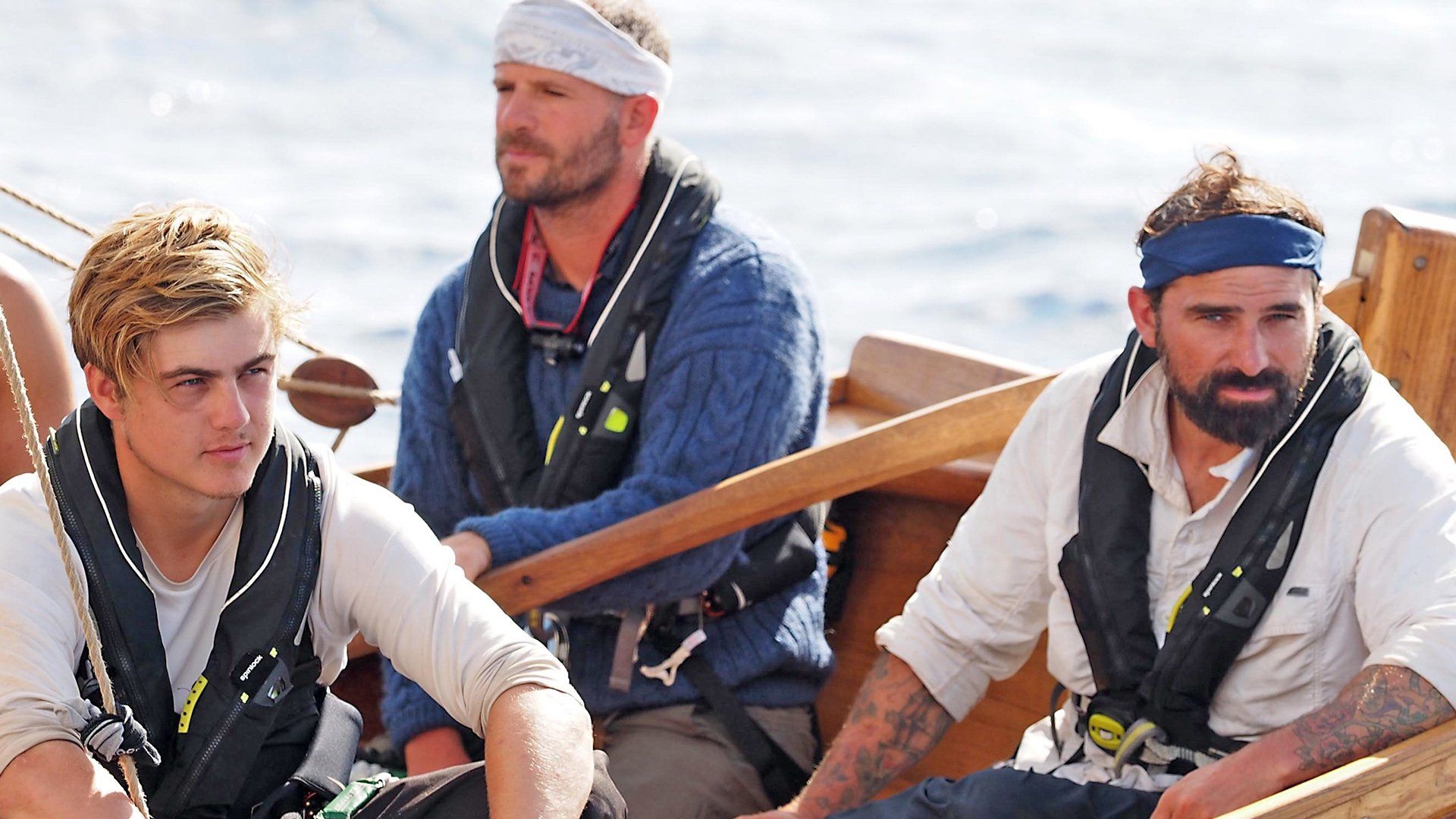 Mutiny background