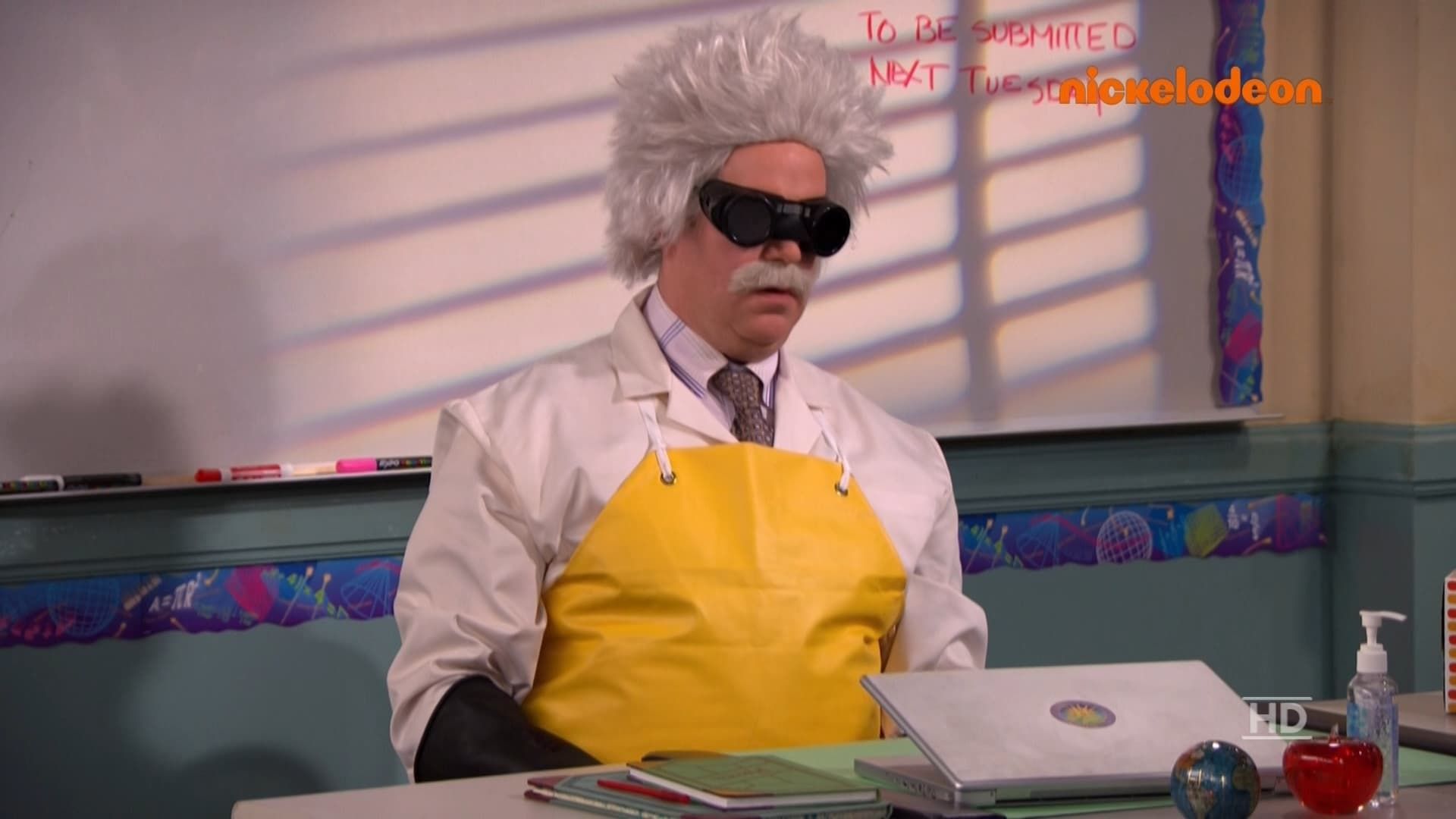 The Thundermans background