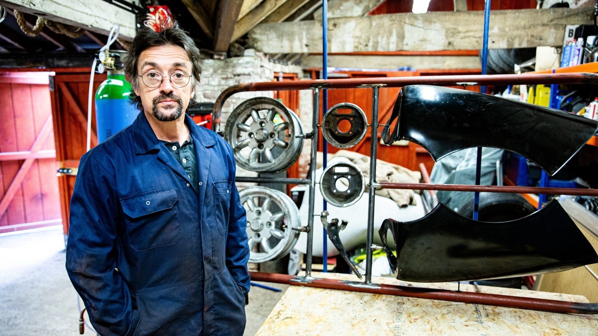 Richard Hammond's Workshop background