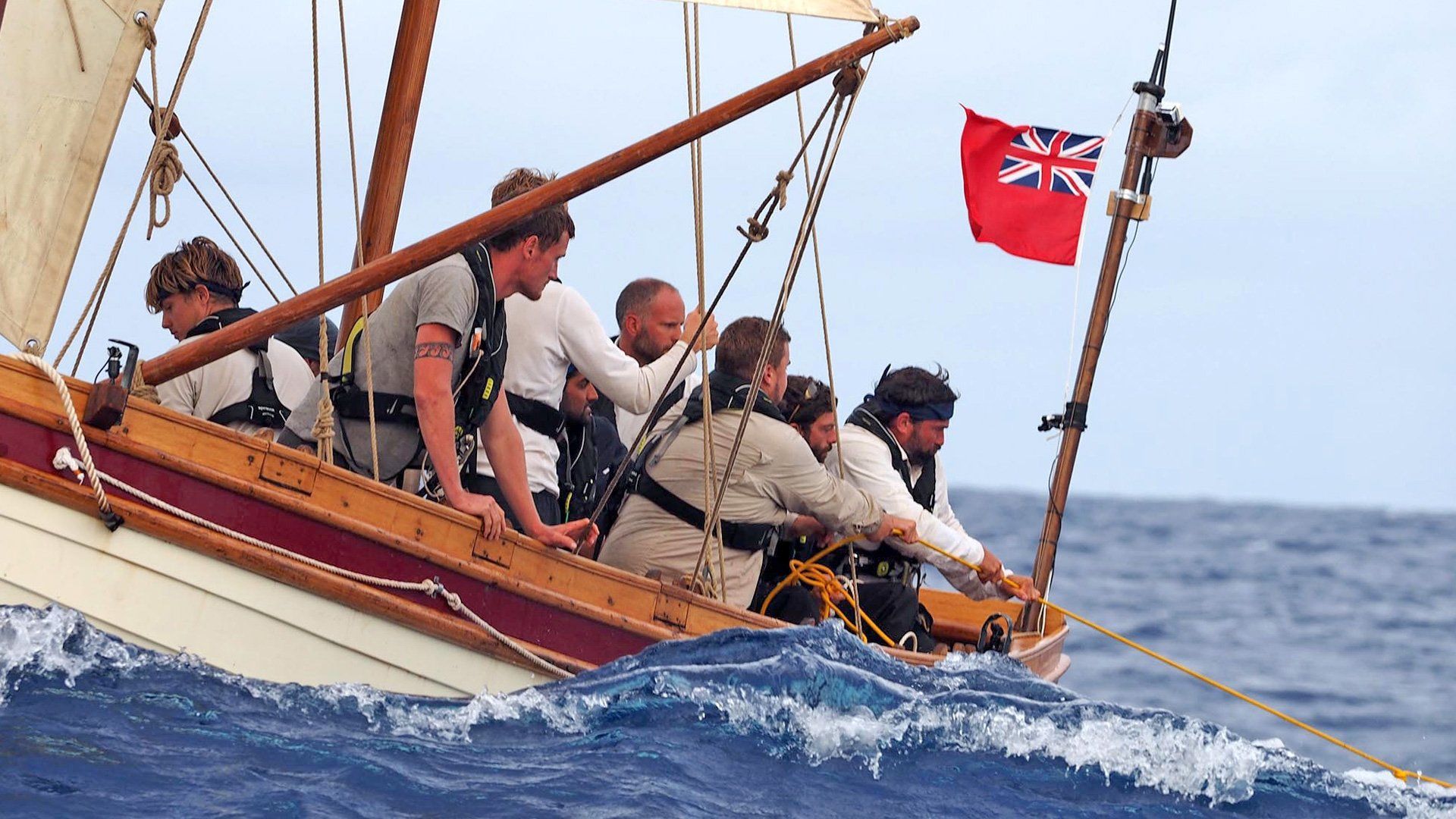 Mutiny background