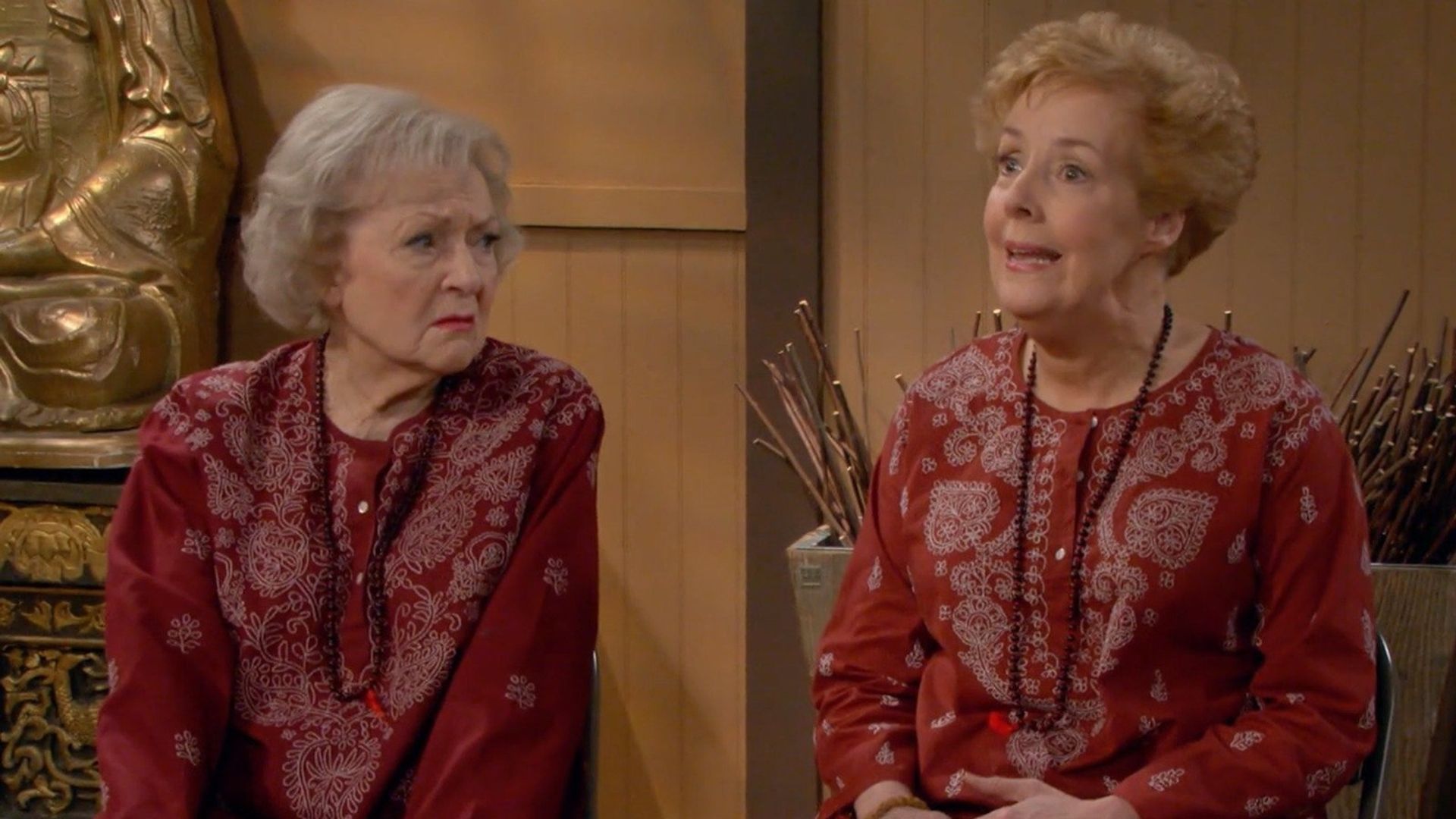 Hot in Cleveland background