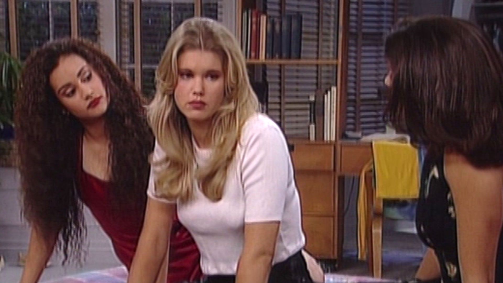 Saved by the Bell: The New Class background