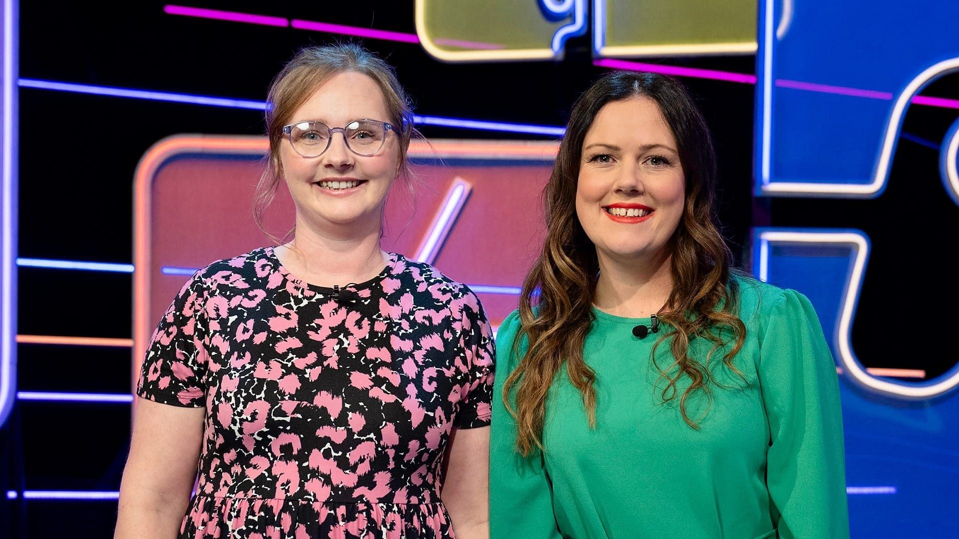 Alan Carr's Picture Slam background