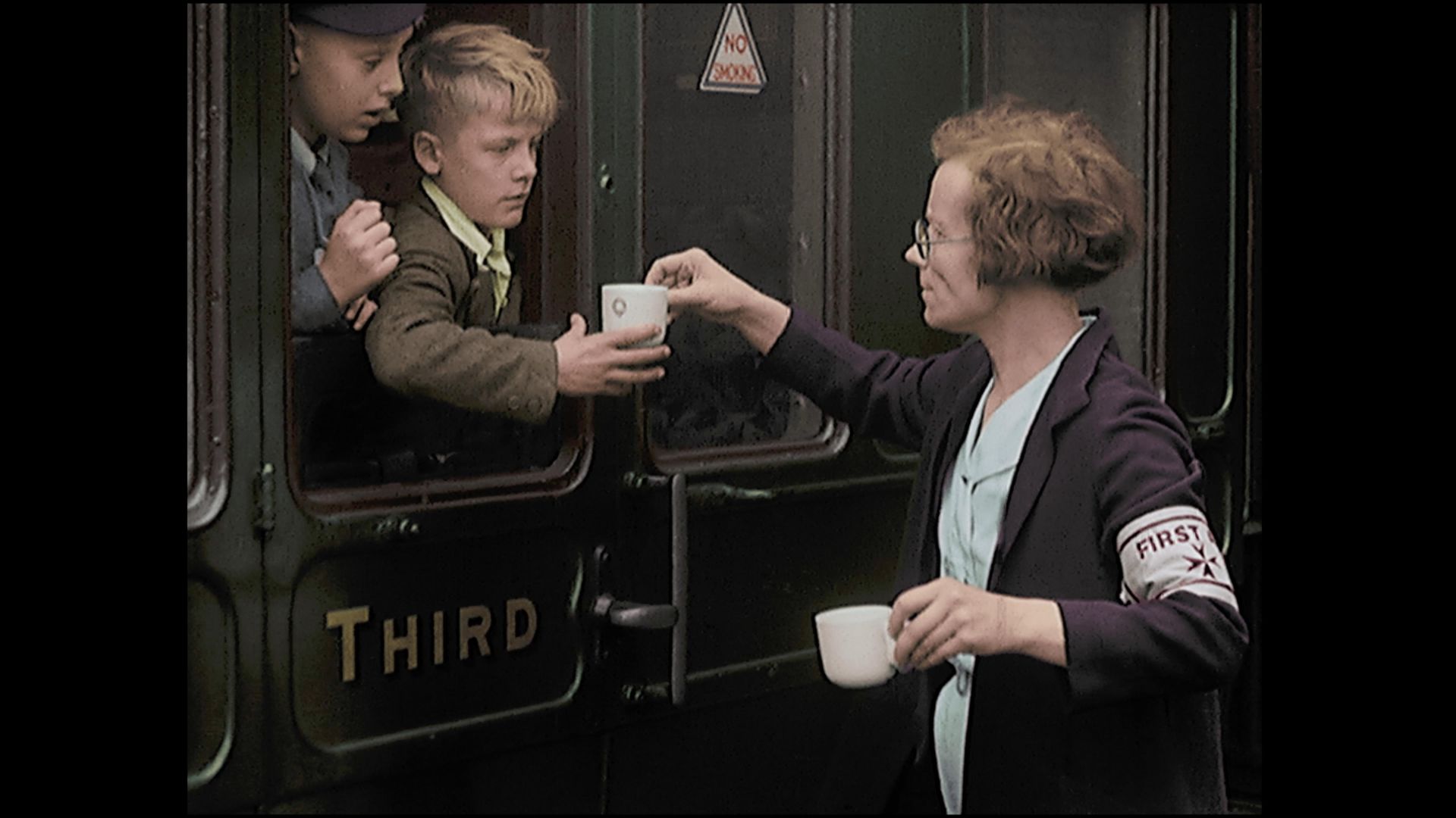 Thirties in Colour: Countdown to War background