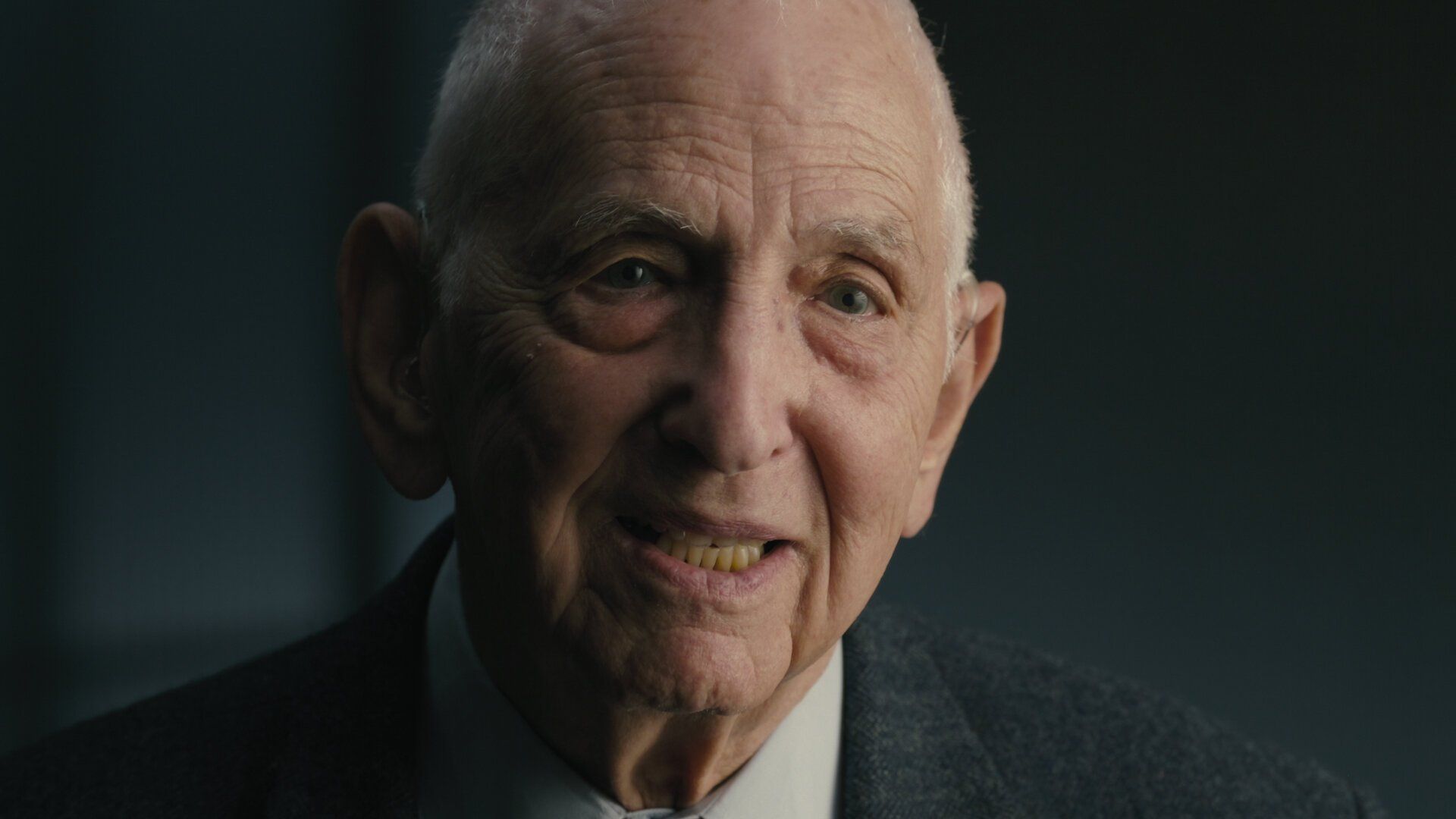 Turning Point: The Bomb and the Cold War background
