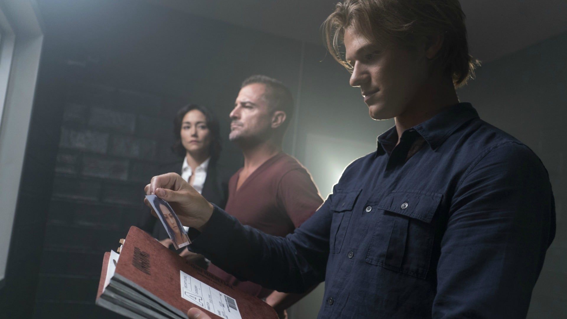 MacGyver background