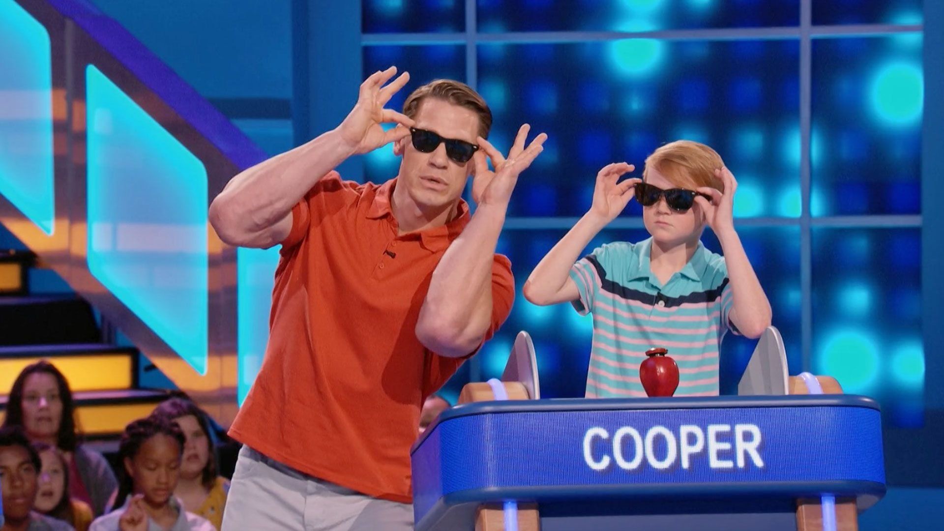 Are You Smarter Than a 5th Grader? background